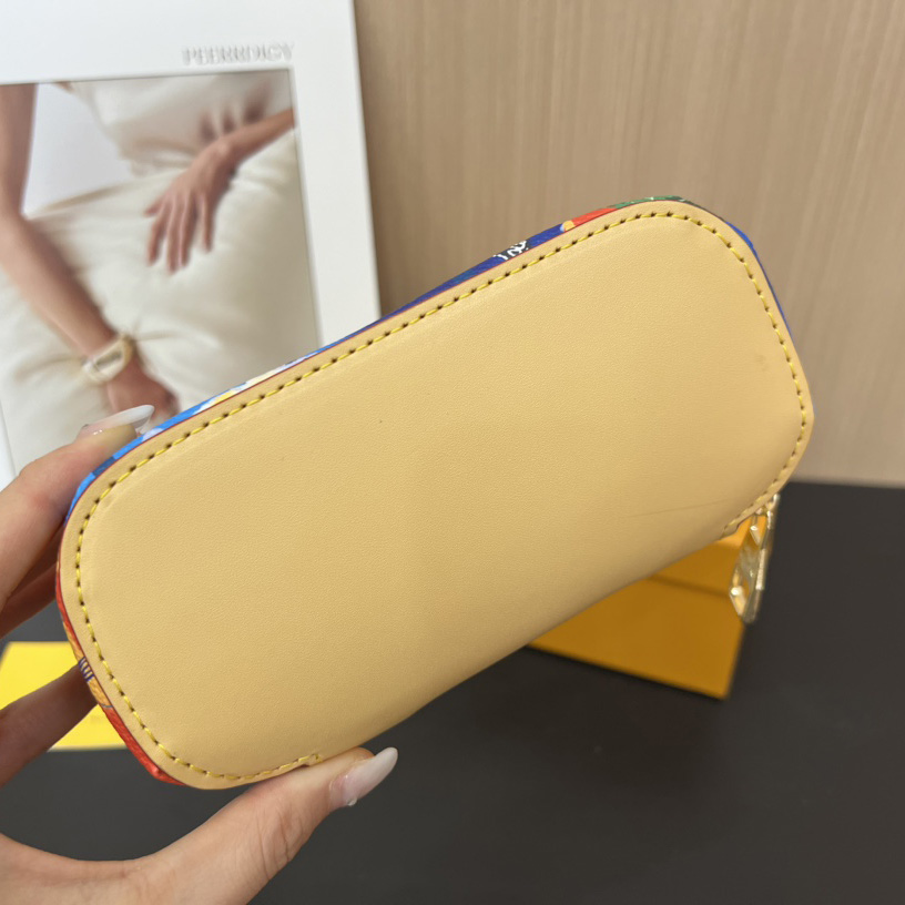Louis Vuitton Sunglasses Pouch - EUR FASHION