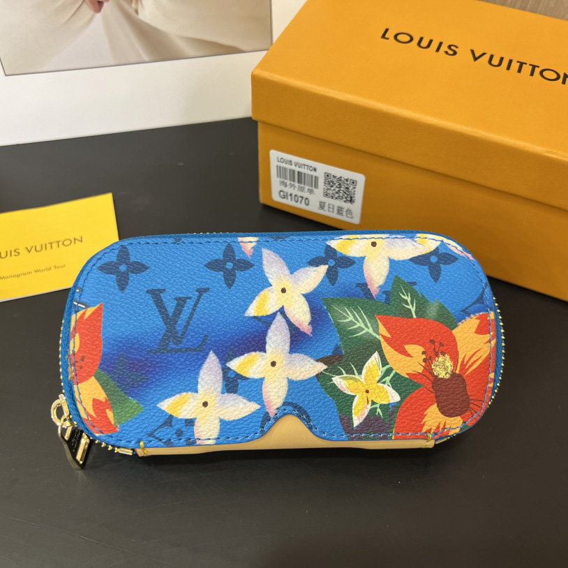 Louis Vuitton Sunglasses Pouch - EUR FASHION