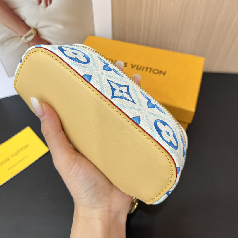 Louis Vuitton Sunglasses Pouch - EUR FASHION