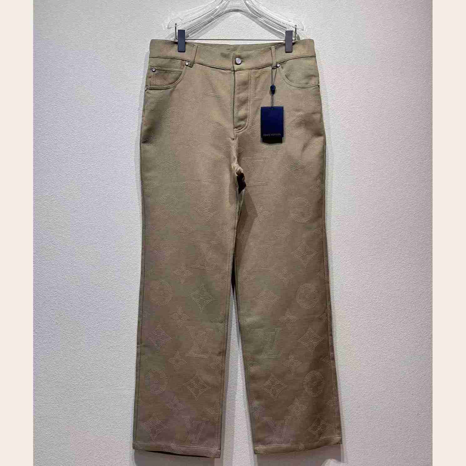 Louis Vuitton Monogram Embroidered Skate Pants     1AHBMA - EUR FASHION