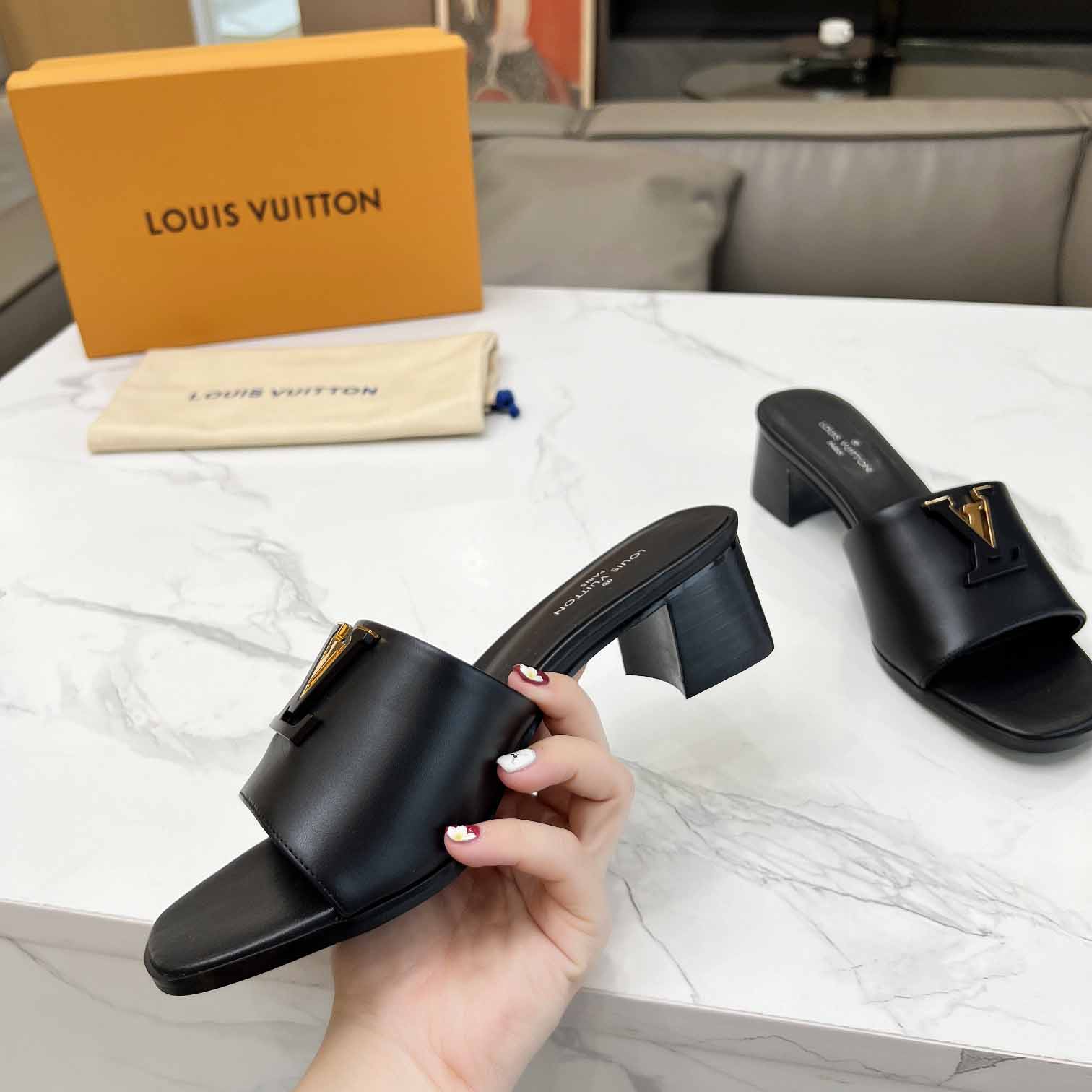 Louis Vuitton LV Mare Mule   1ACU2P - EUR FASHION
