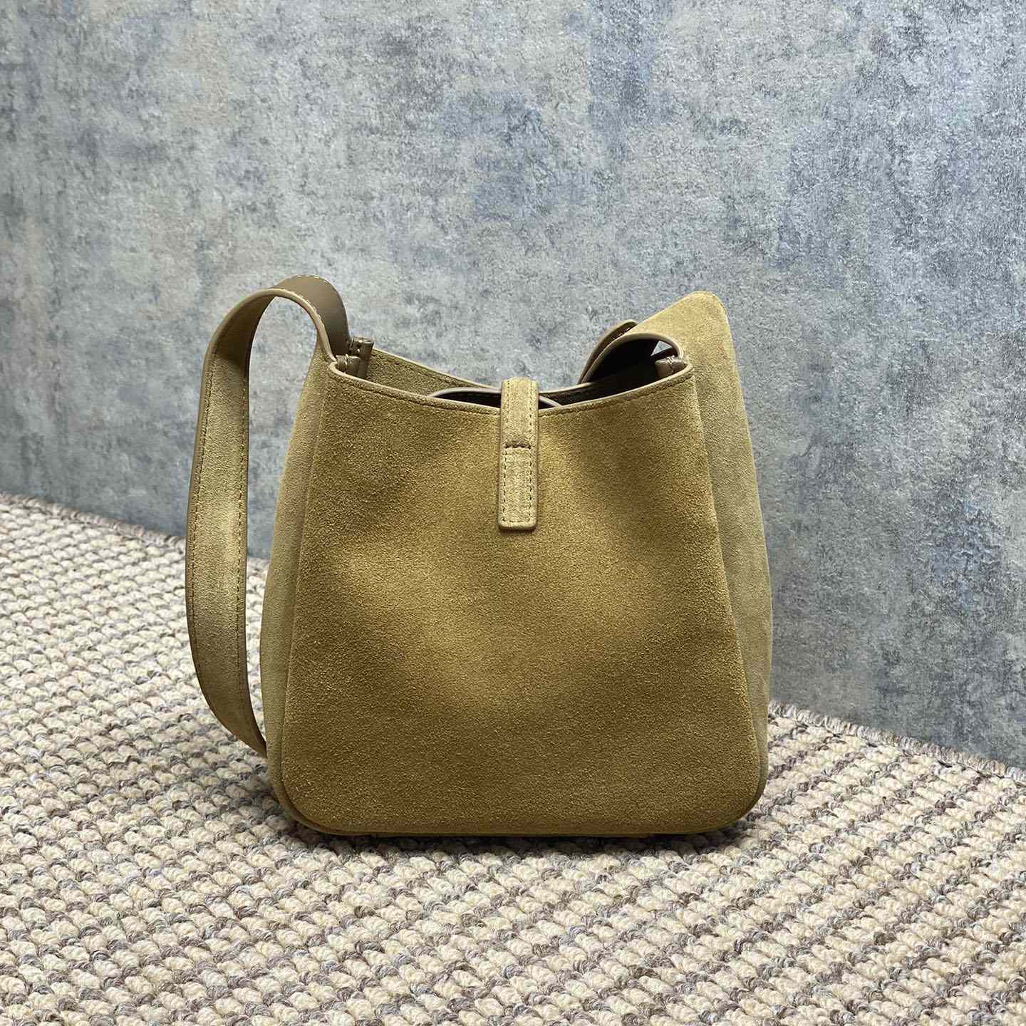 Saint Laurent LE 5 À 7 Supple Baby In Suede - EUR FASHION