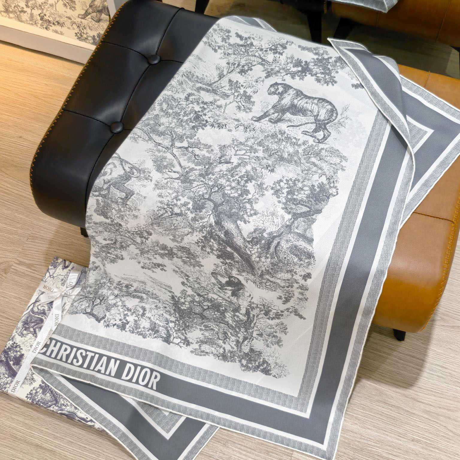 Dior Toile de Jouy Sauvage 90 Square Scarf  - EUR FASHION