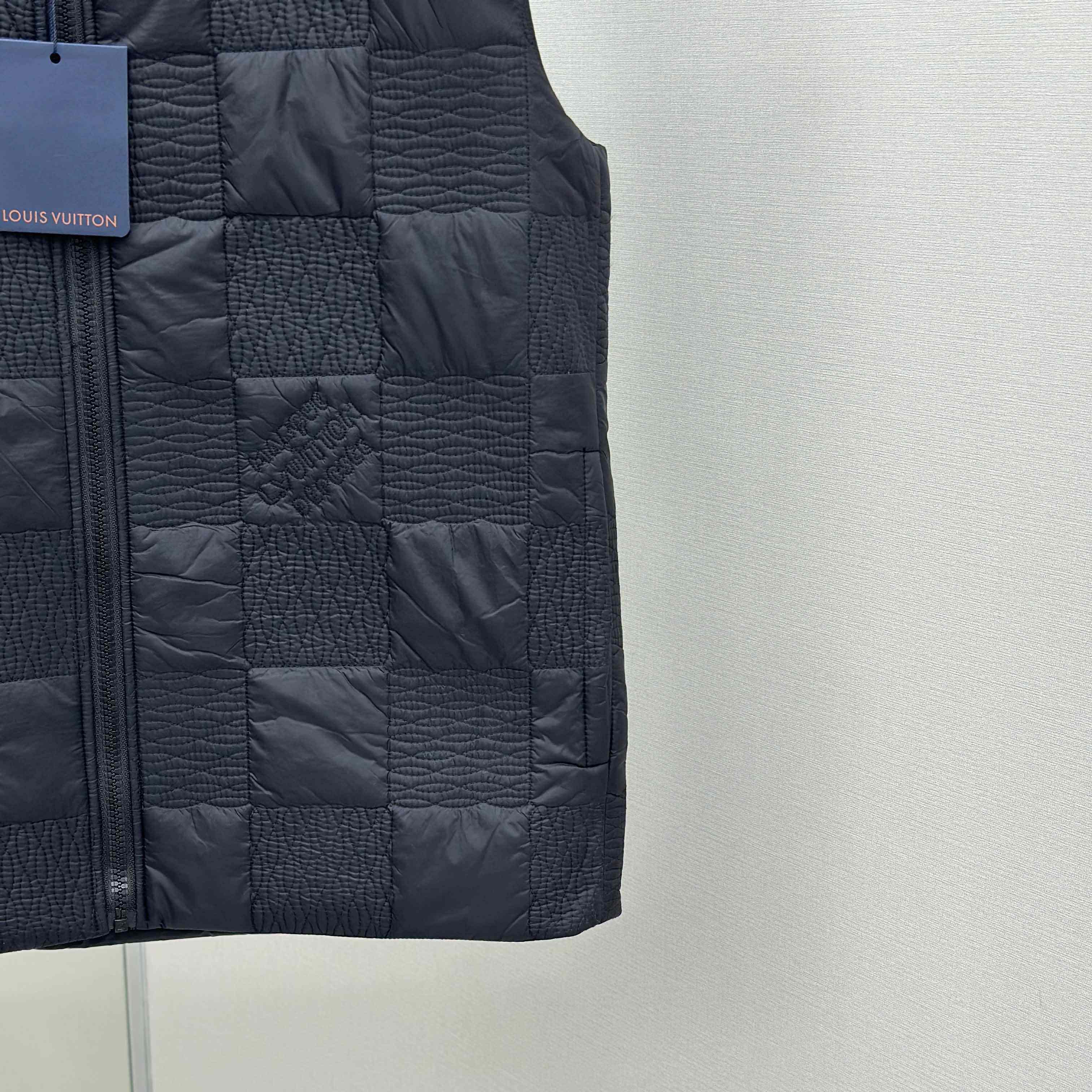 Louis Vuitton Damier Quilted Nylon Gilet - EUR FASHION