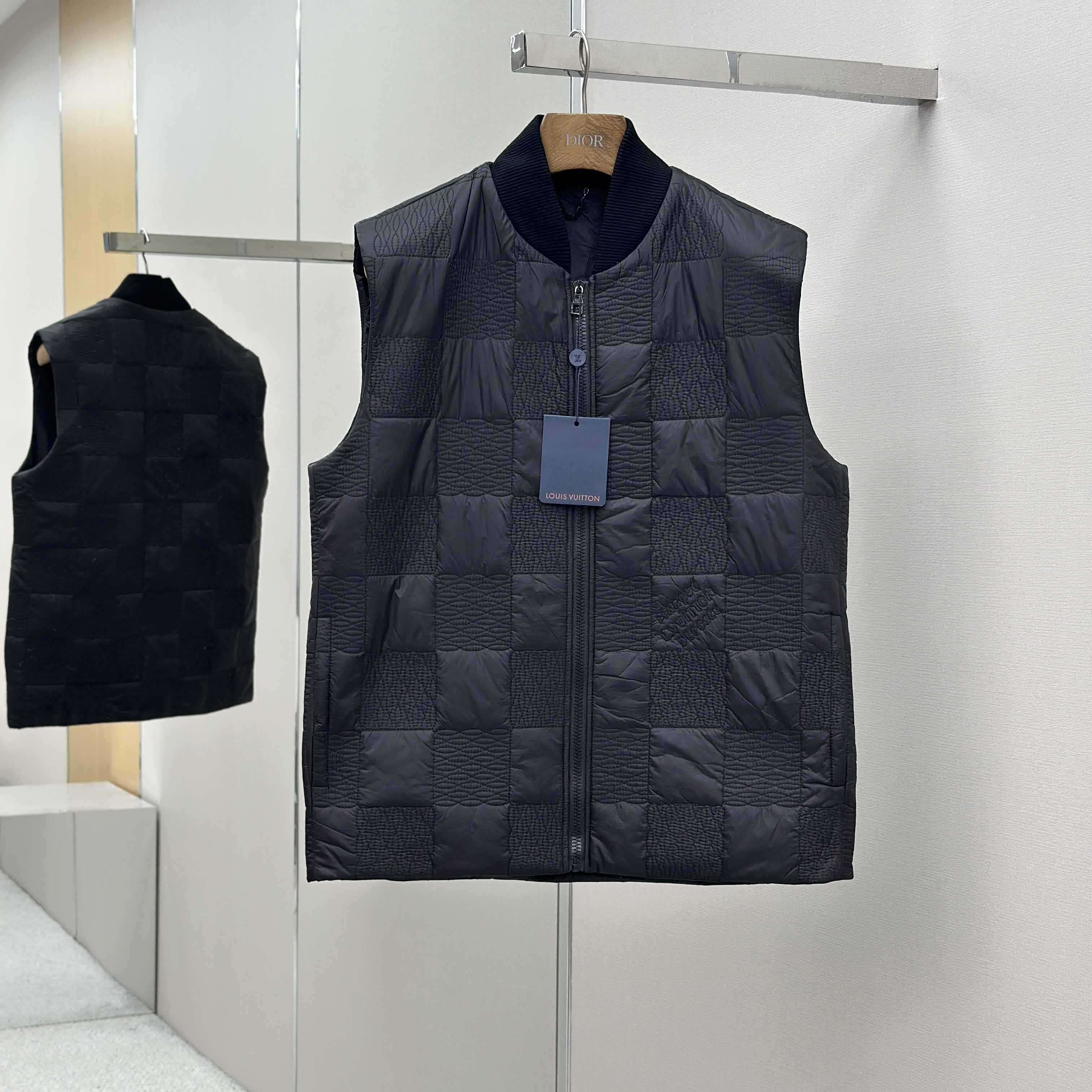 Louis Vuitton Damier Quilted Nylon Gilet - EUR FASHION