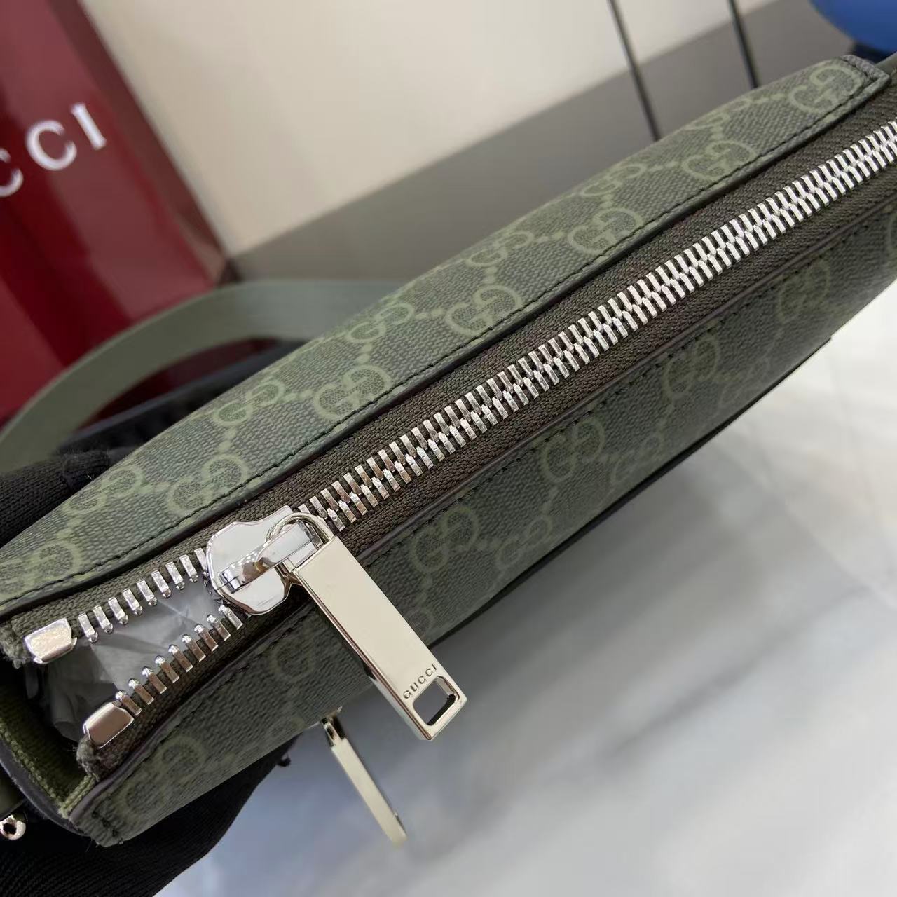Gucci GG Monogram Small Messenger Bag - EUR FASHION