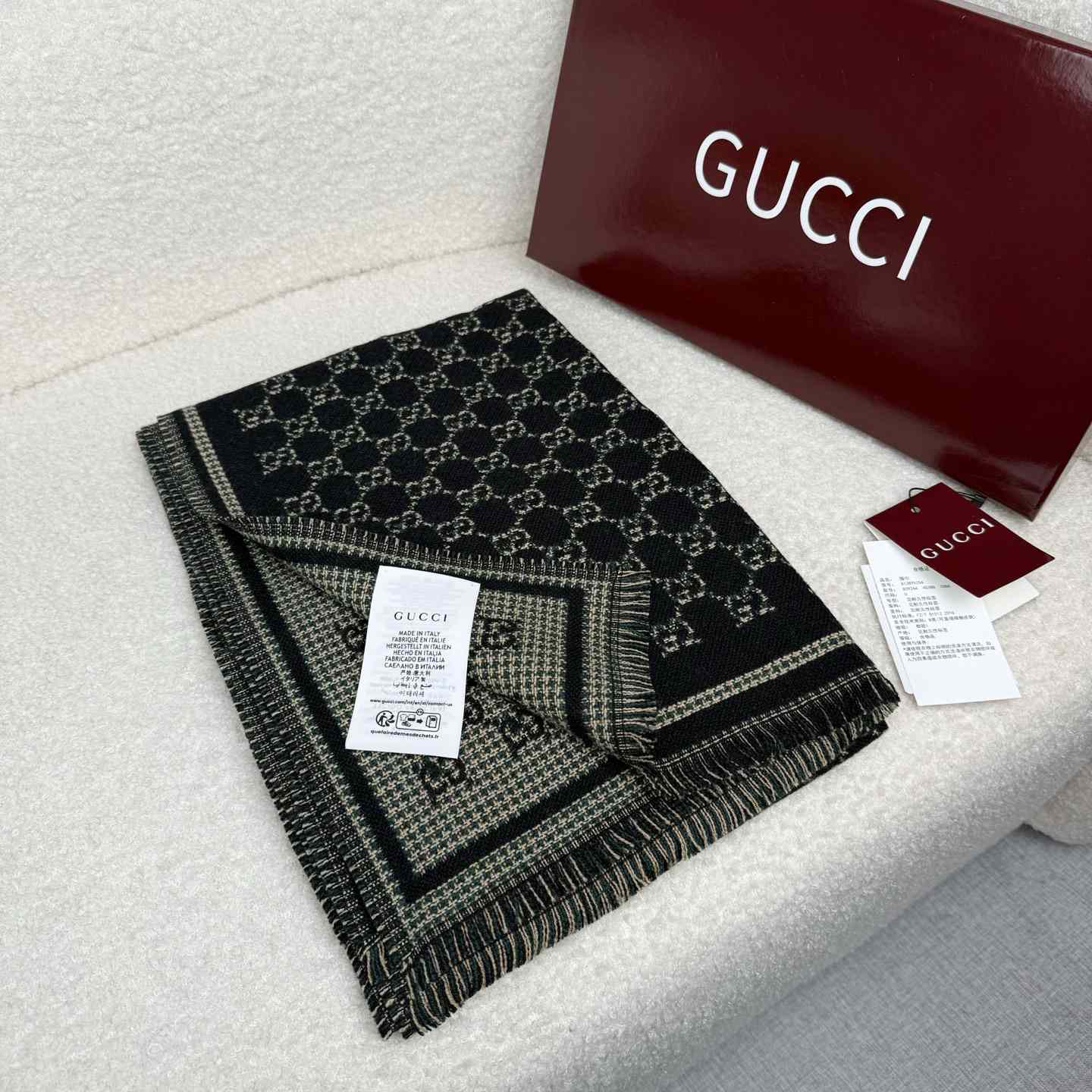 Gucci GG Wool Jacquard Scarf - EUR FASHION
