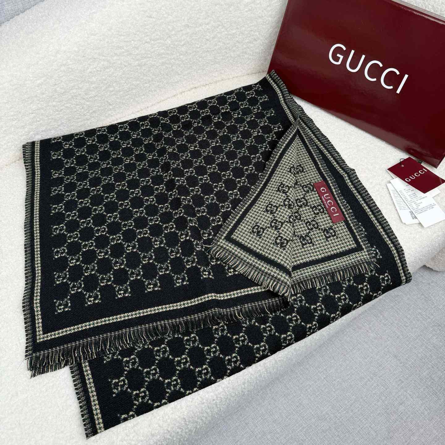 Gucci GG Wool Jacquard Scarf - EUR FASHION