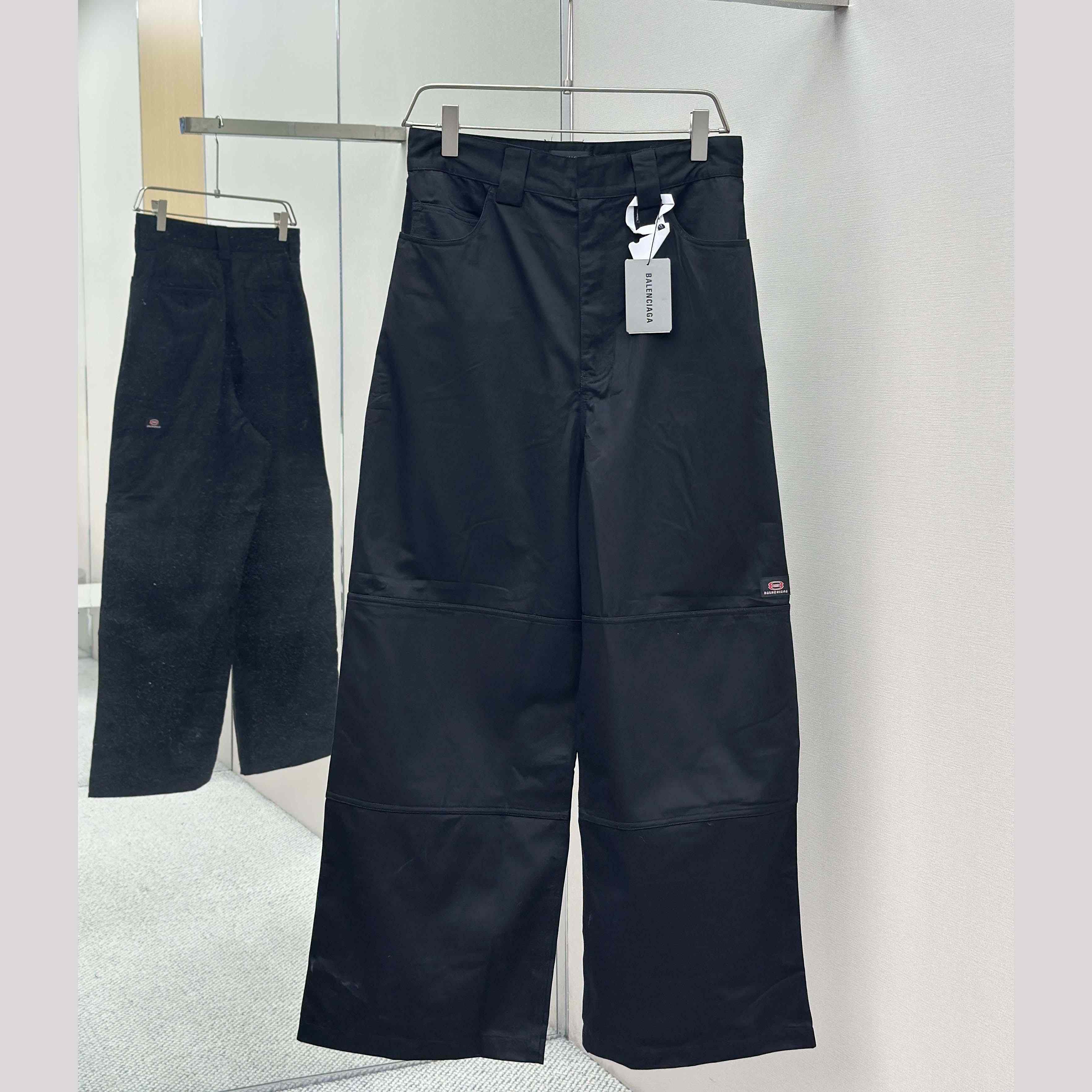 Balenciaga Workwear Utility Pants In Black - EUR FASHION