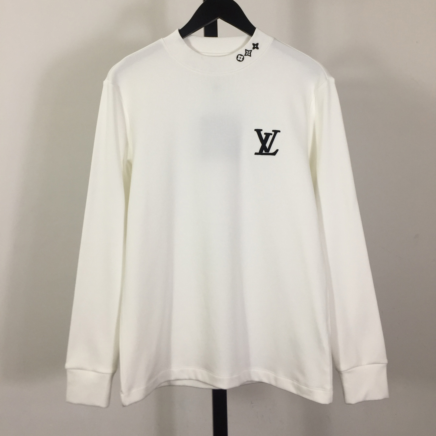 Louis Vuitton Embossed LV Long-Sleeved T-Shirt - EUR FASHION