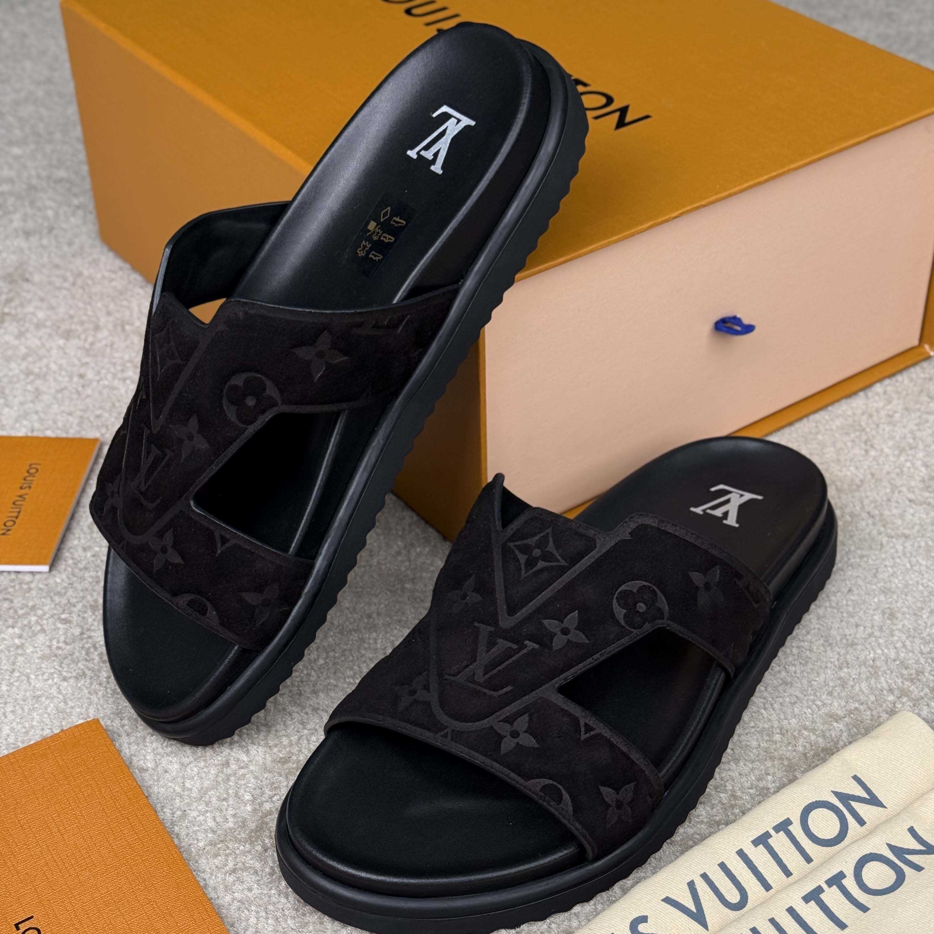 Louis Vuitton LV Oasis Mule    - EUR FASHION