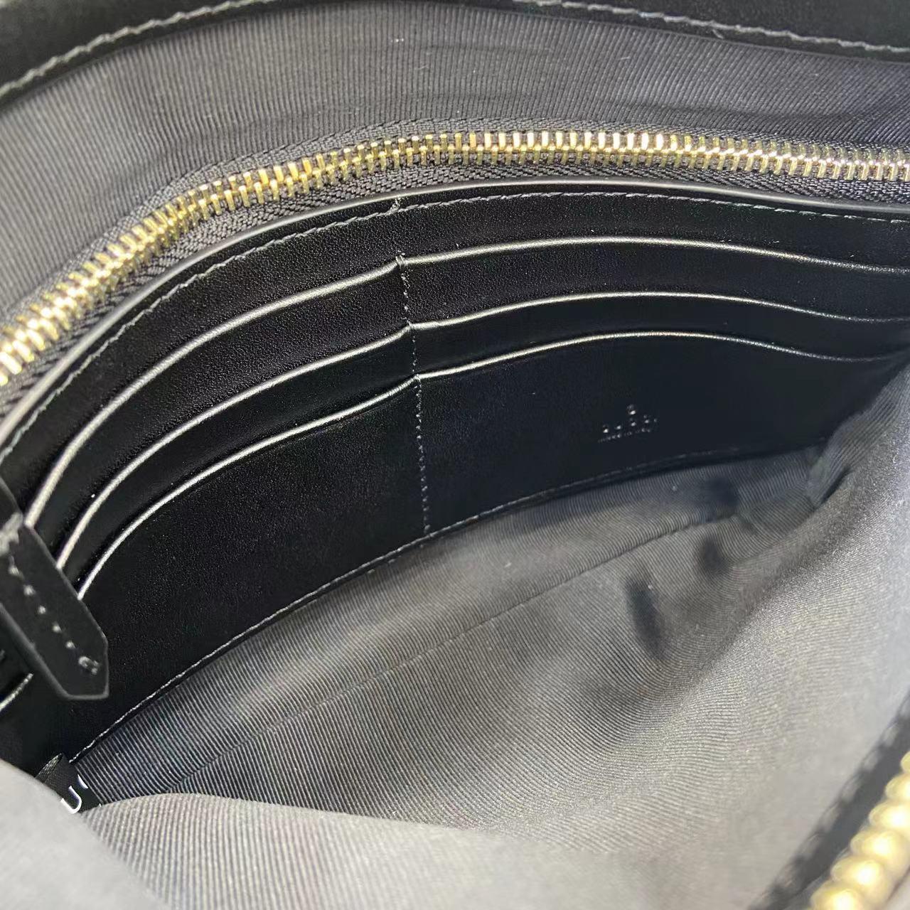 Gucci GG Marmont Pochette With Chain - EUR FASHION