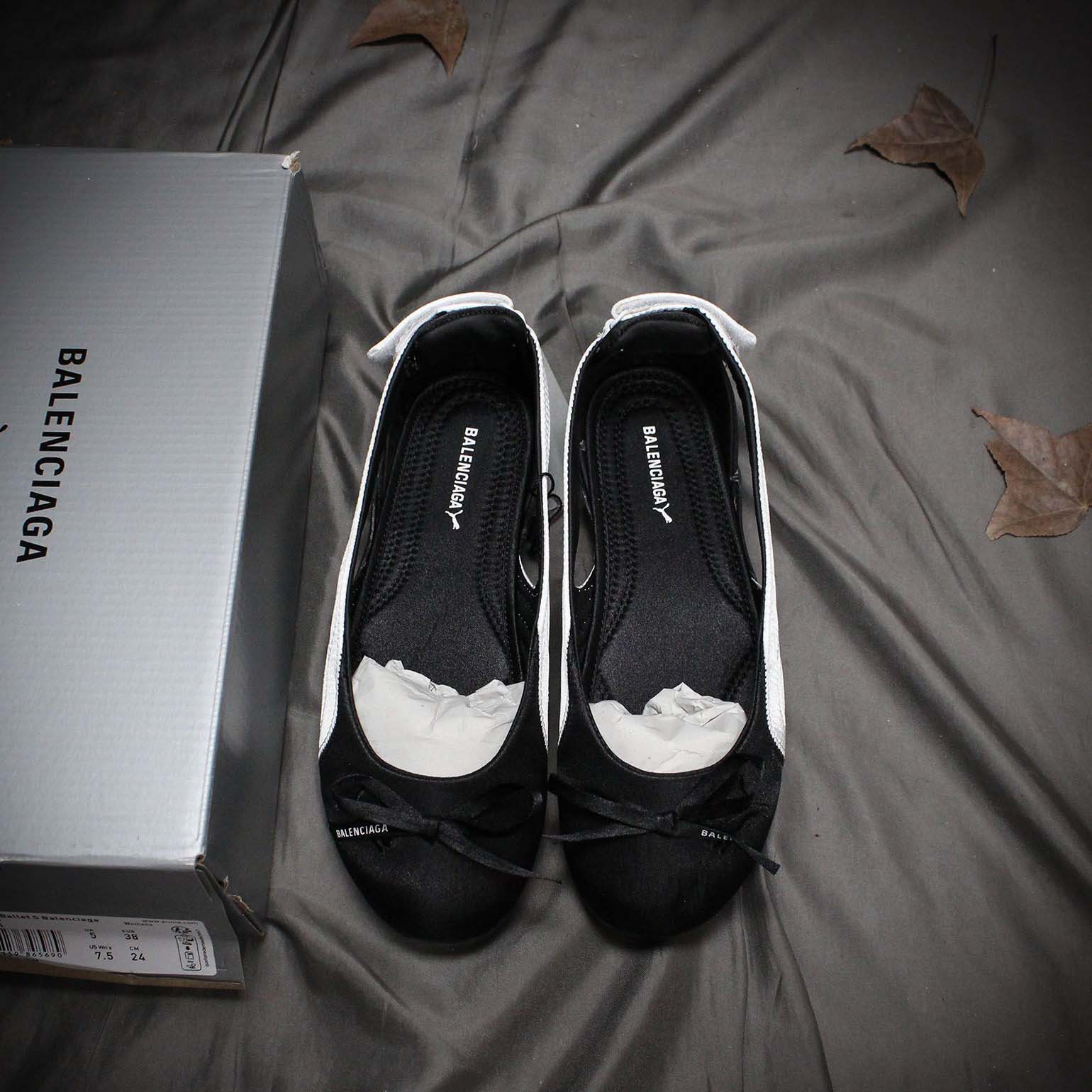 Balenciaga Speedcat Ballet Satin Balenciaga in black and white satin - EUR FASHION