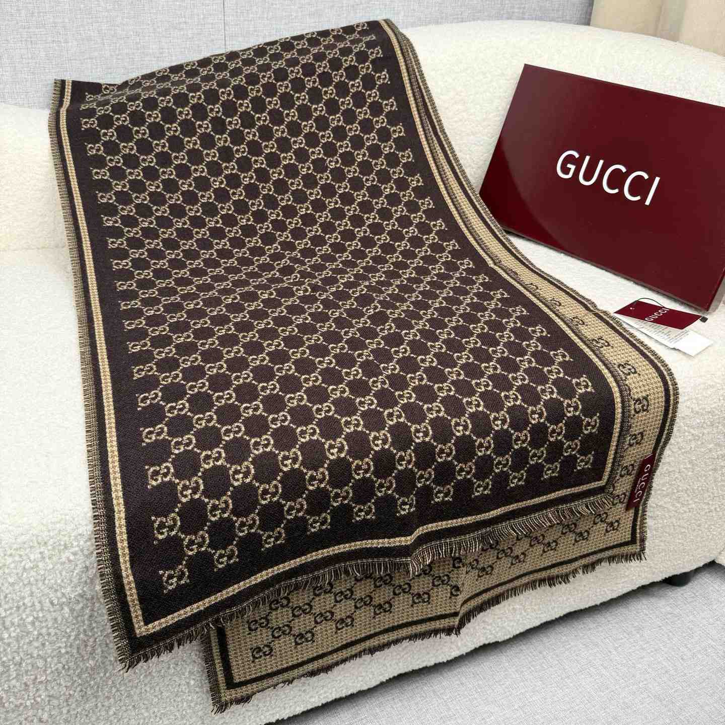 Gucci GG Wool Jacquard Scarf - EUR FASHION