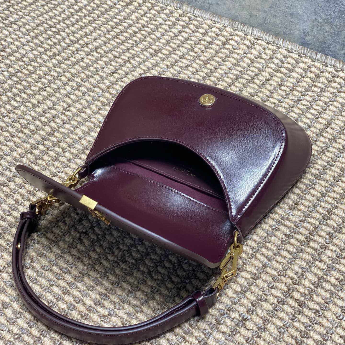 Saint Laurent Mini Voltaire Top Handle Bag In Patent Leather - EUR FASHION