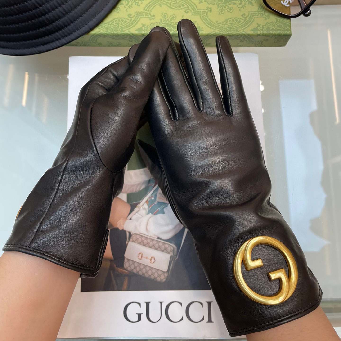 Gucci Women's Gloves  - EUR FASHION