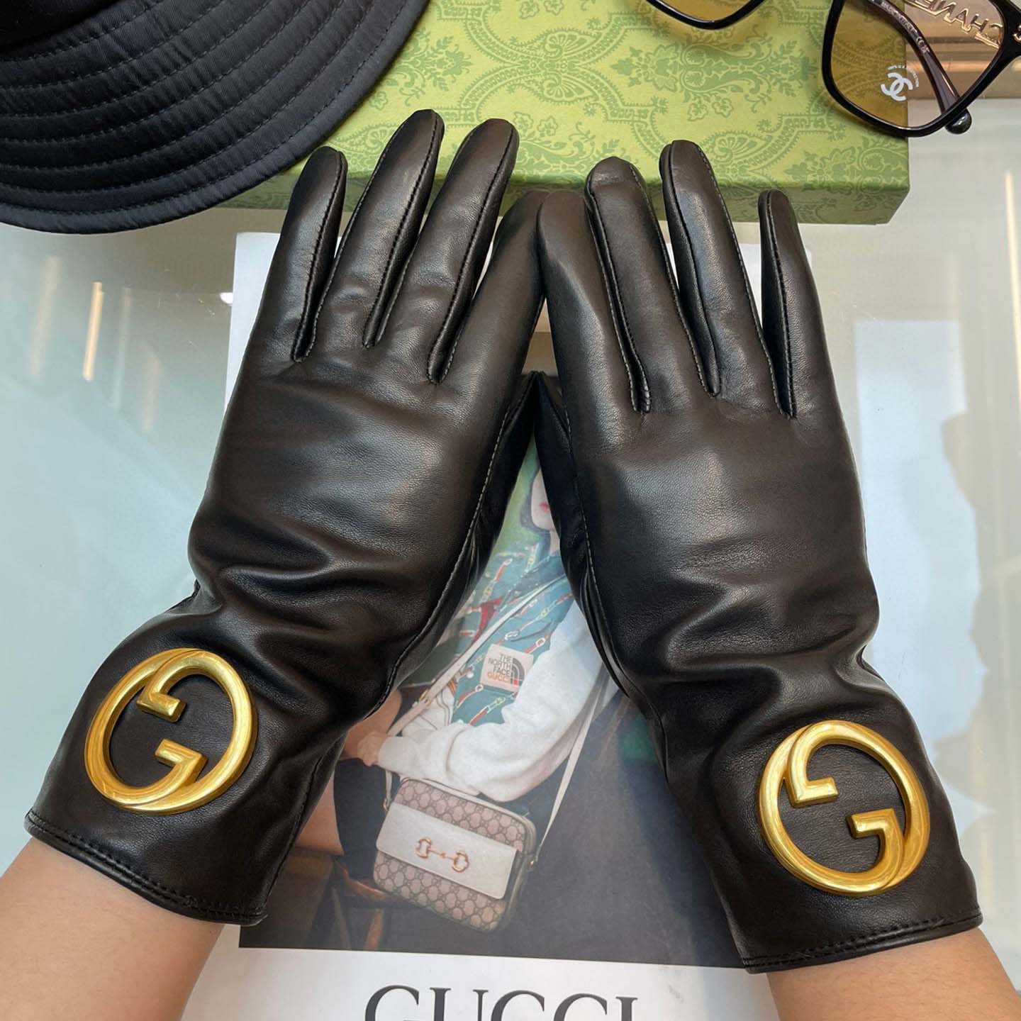 Gucci Women's Gloves  - EUR FASHION