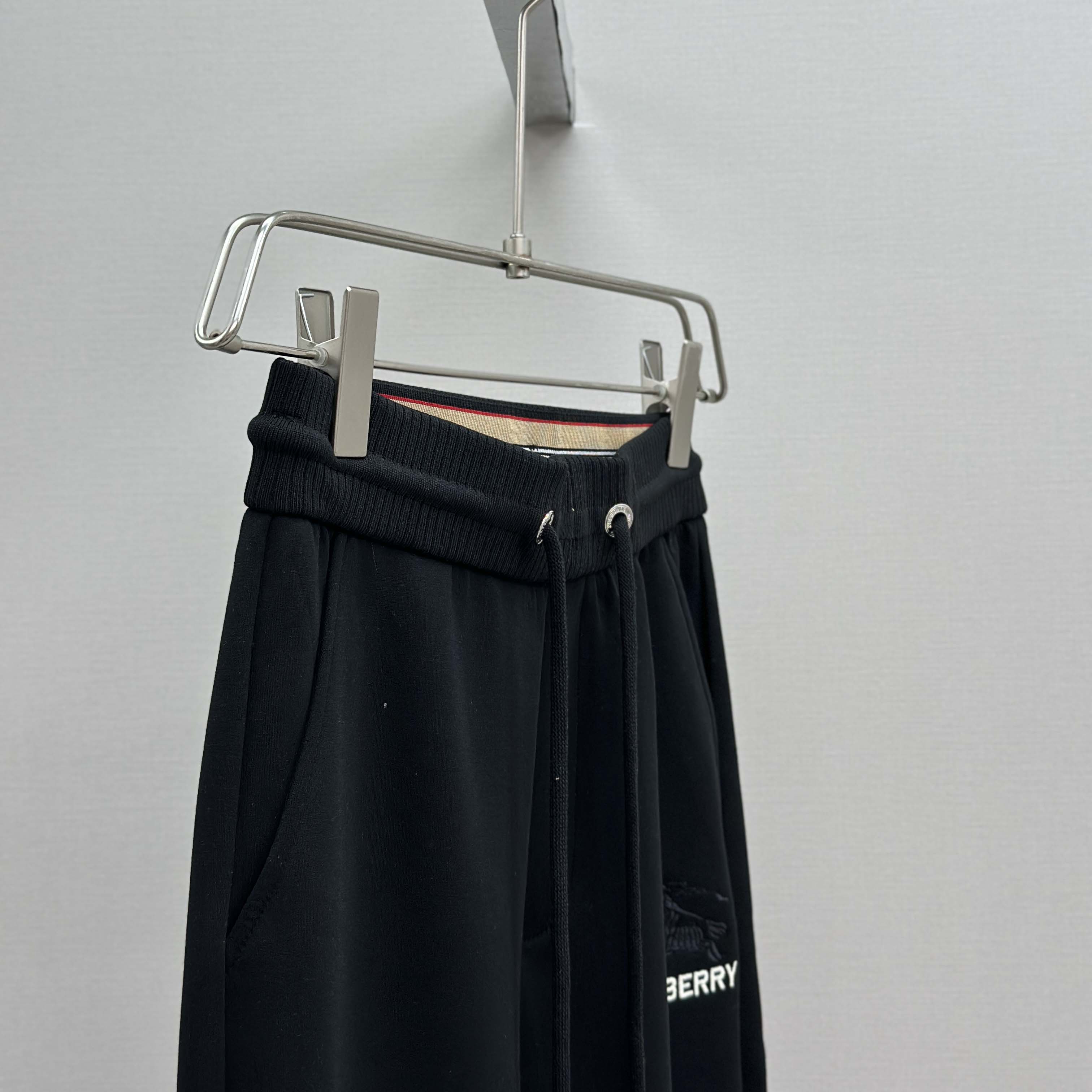 Burberry Black Cotton Pants - EUR FASHION