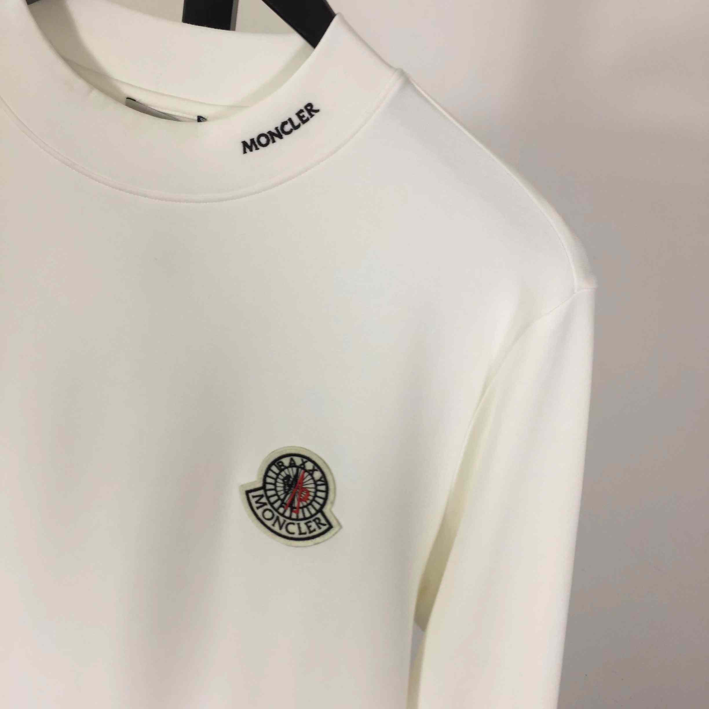 Moncler Long Sleeves - EUR FASHION