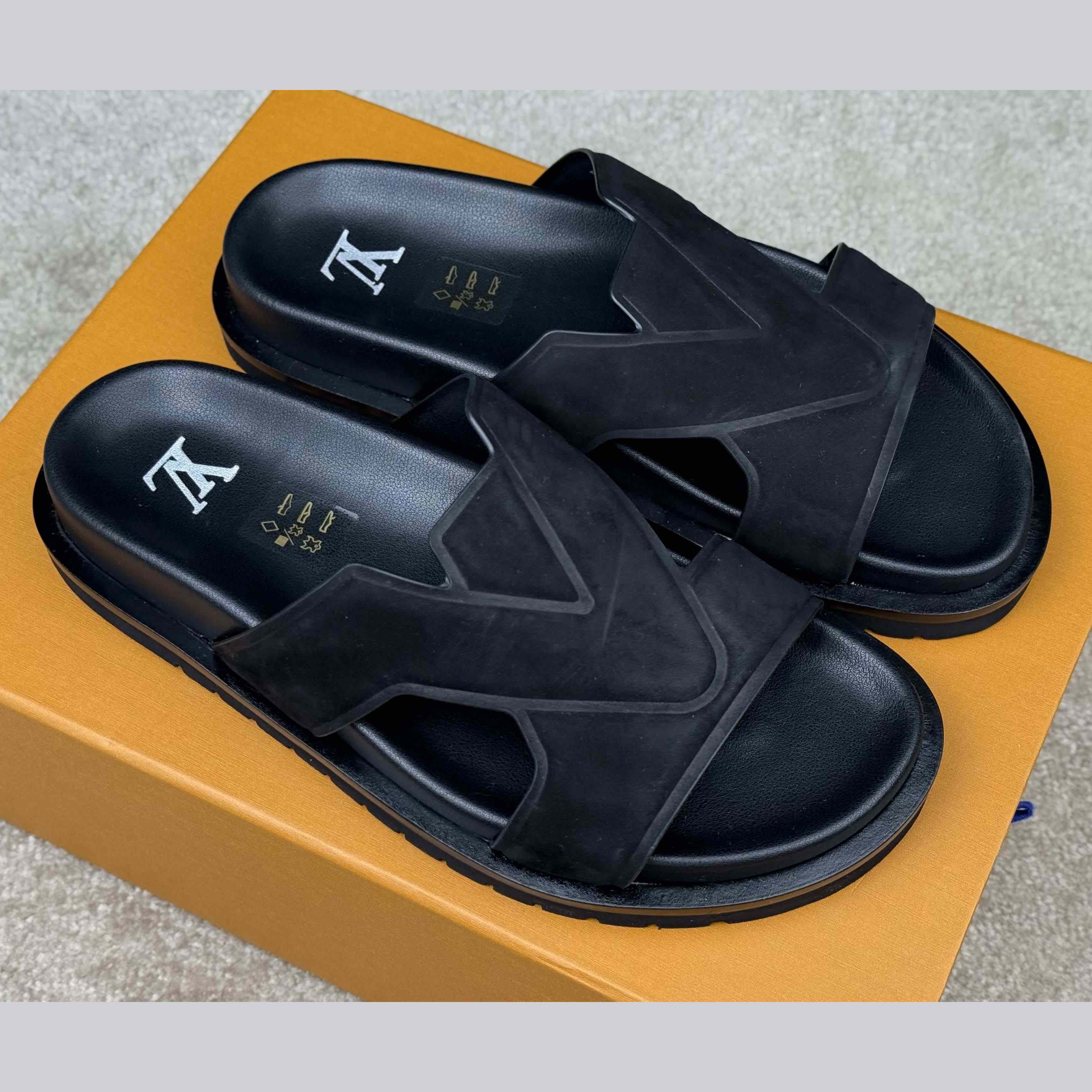 Louis Vuitton LV Oasis Mule    - EUR FASHION