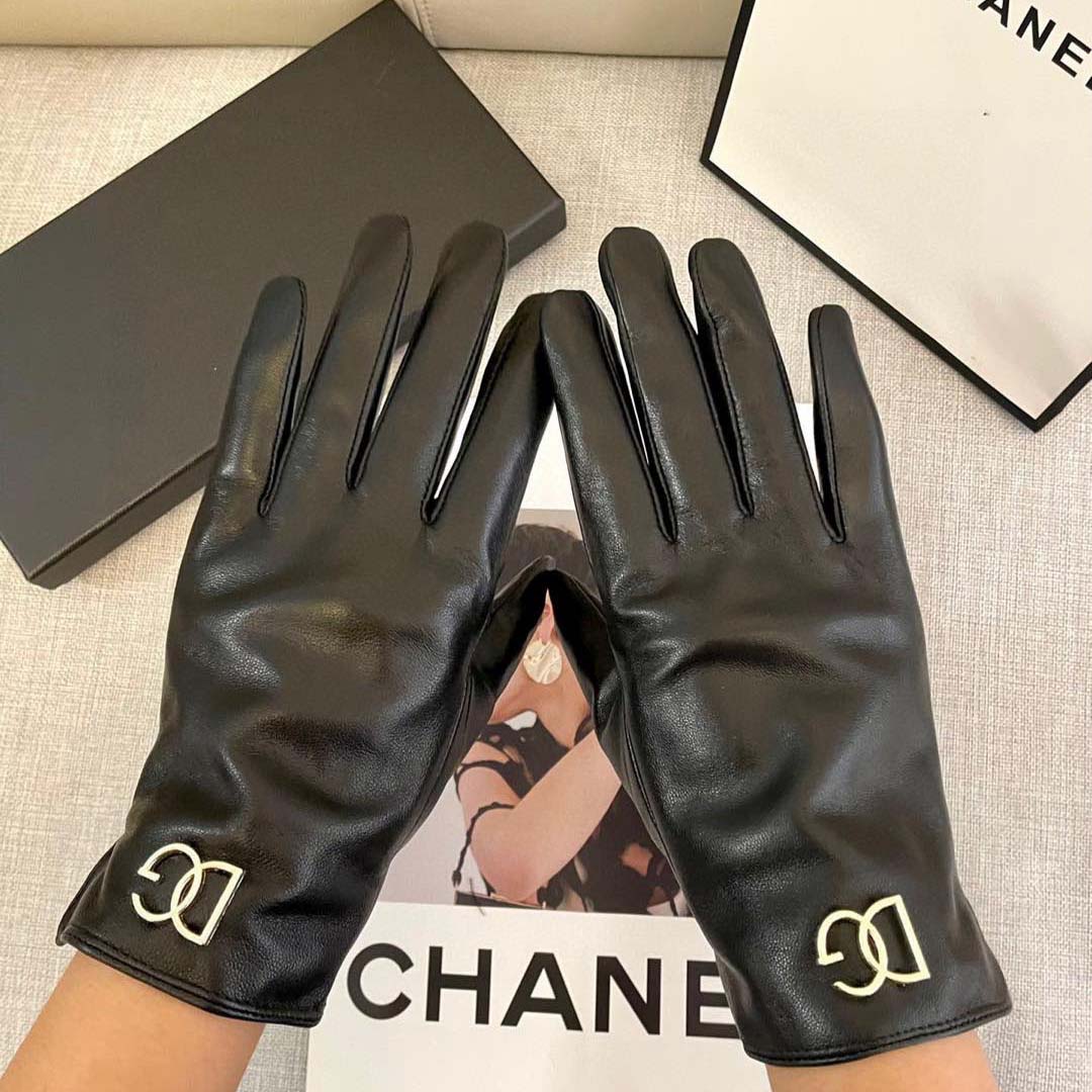 Dolce & Gabbana Women's Gloves  - EUR FASHION