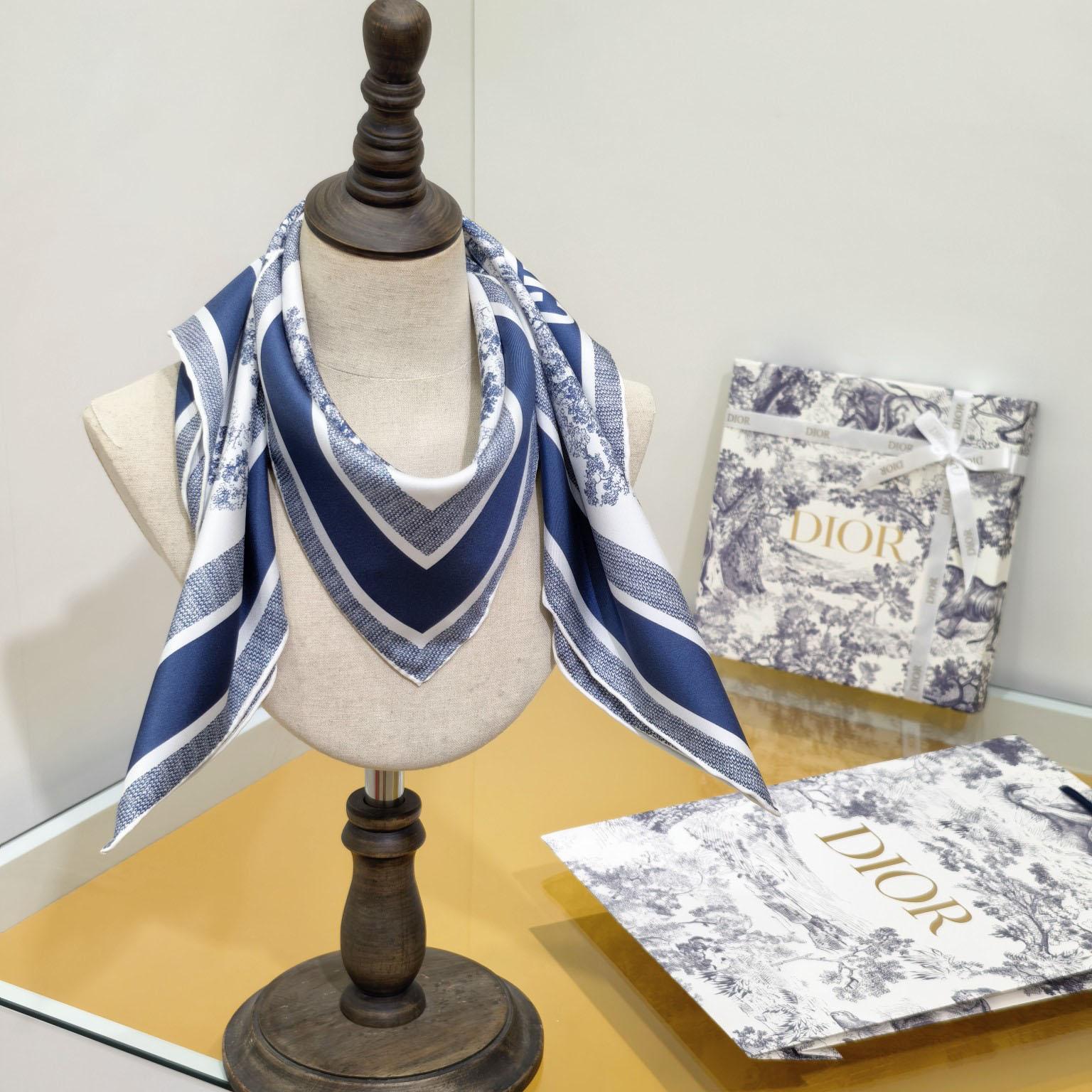 Dior Toile de Jouy Sauvage 90 Square Scarf  - EUR FASHION