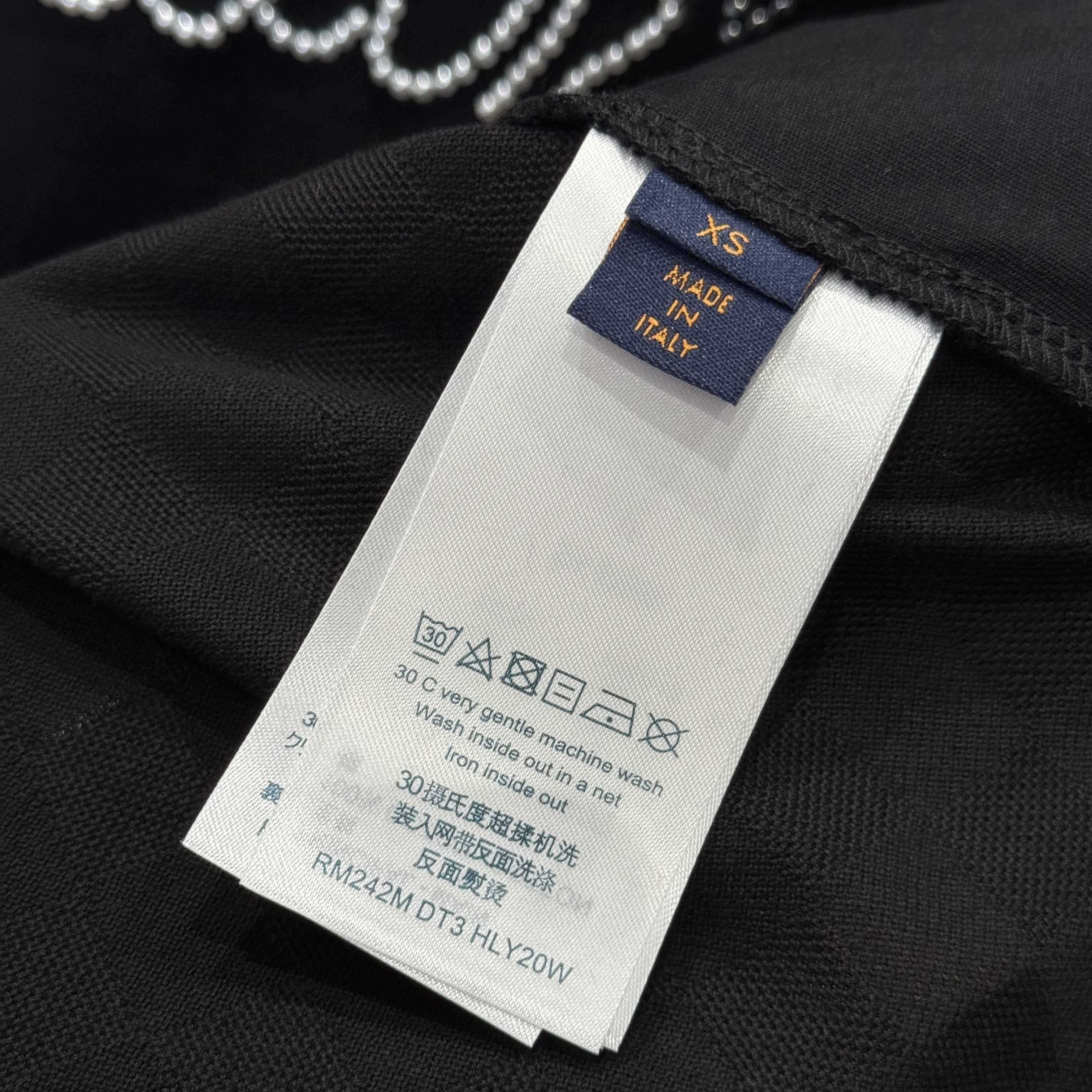 Louis Vuitton Signature Embellished T-Shirt   1AIMLZ - EUR FASHION