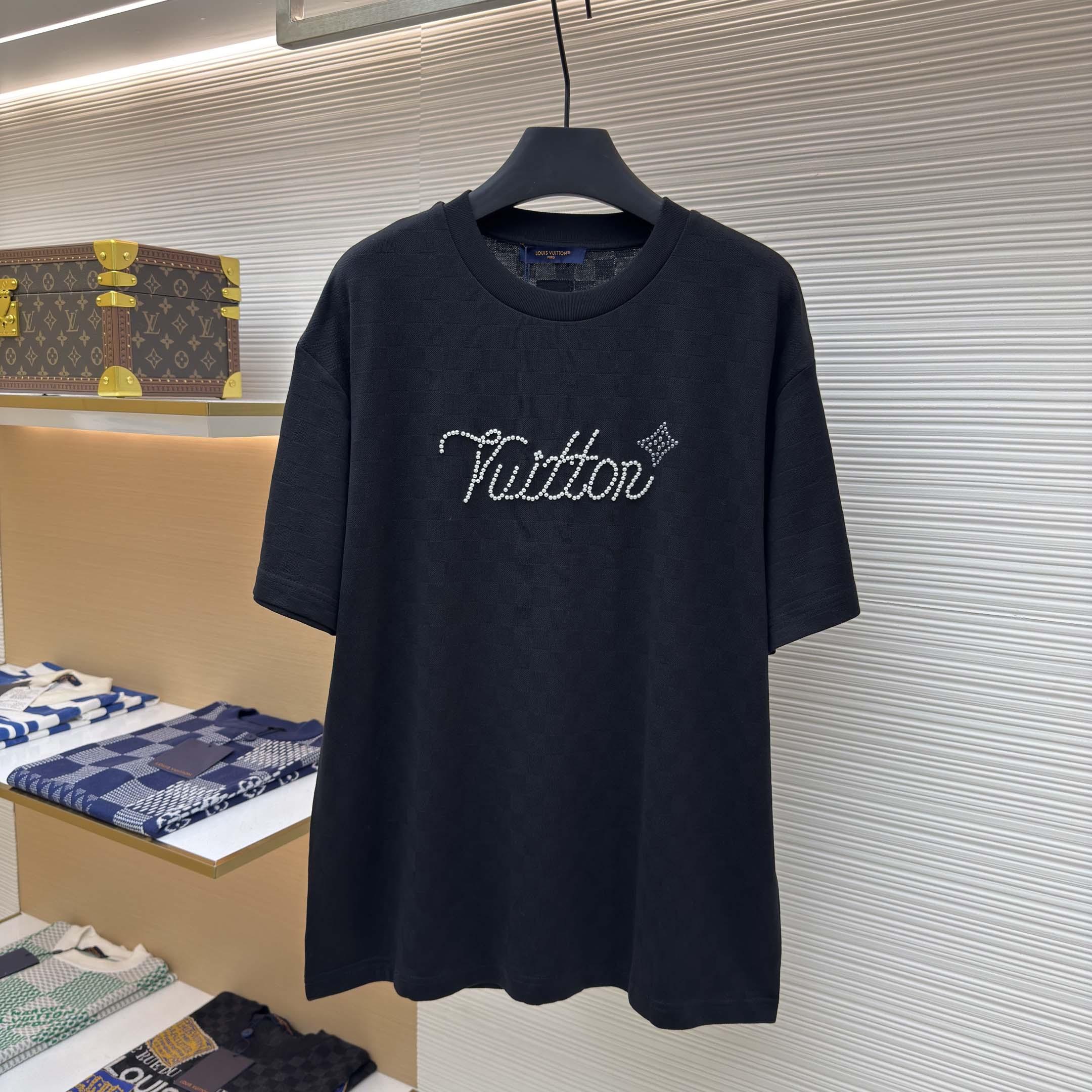 Louis Vuitton Signature Embellished T-Shirt   1AIMLZ - EUR FASHION