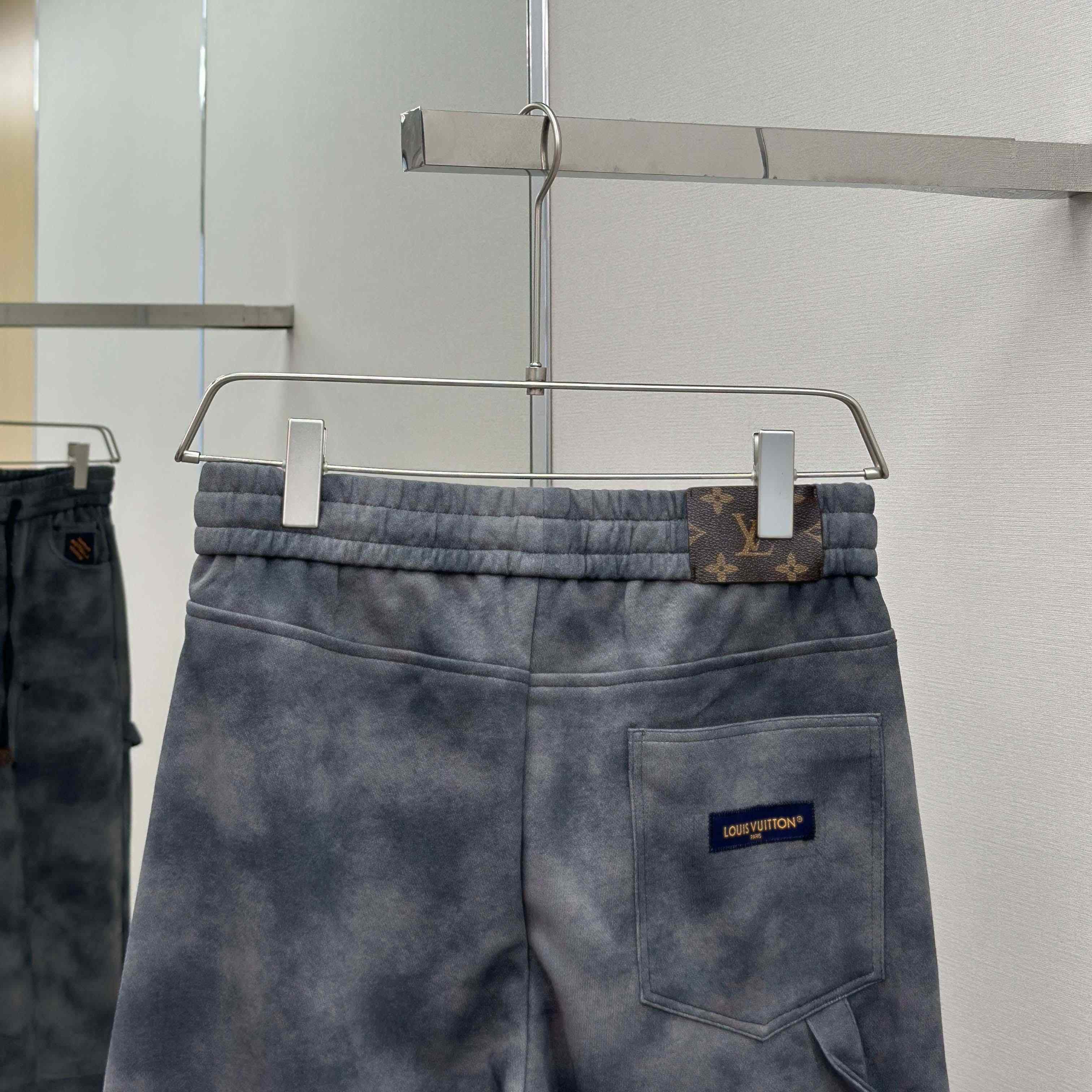 Louis Vuitton Cotton Pants - EUR FASHION