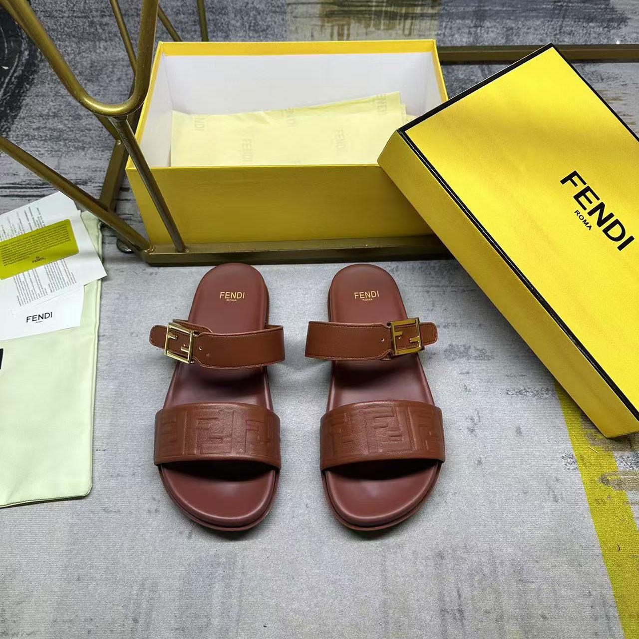 Fendi Feel Leather Double Strap Sandals - EUR FASHION