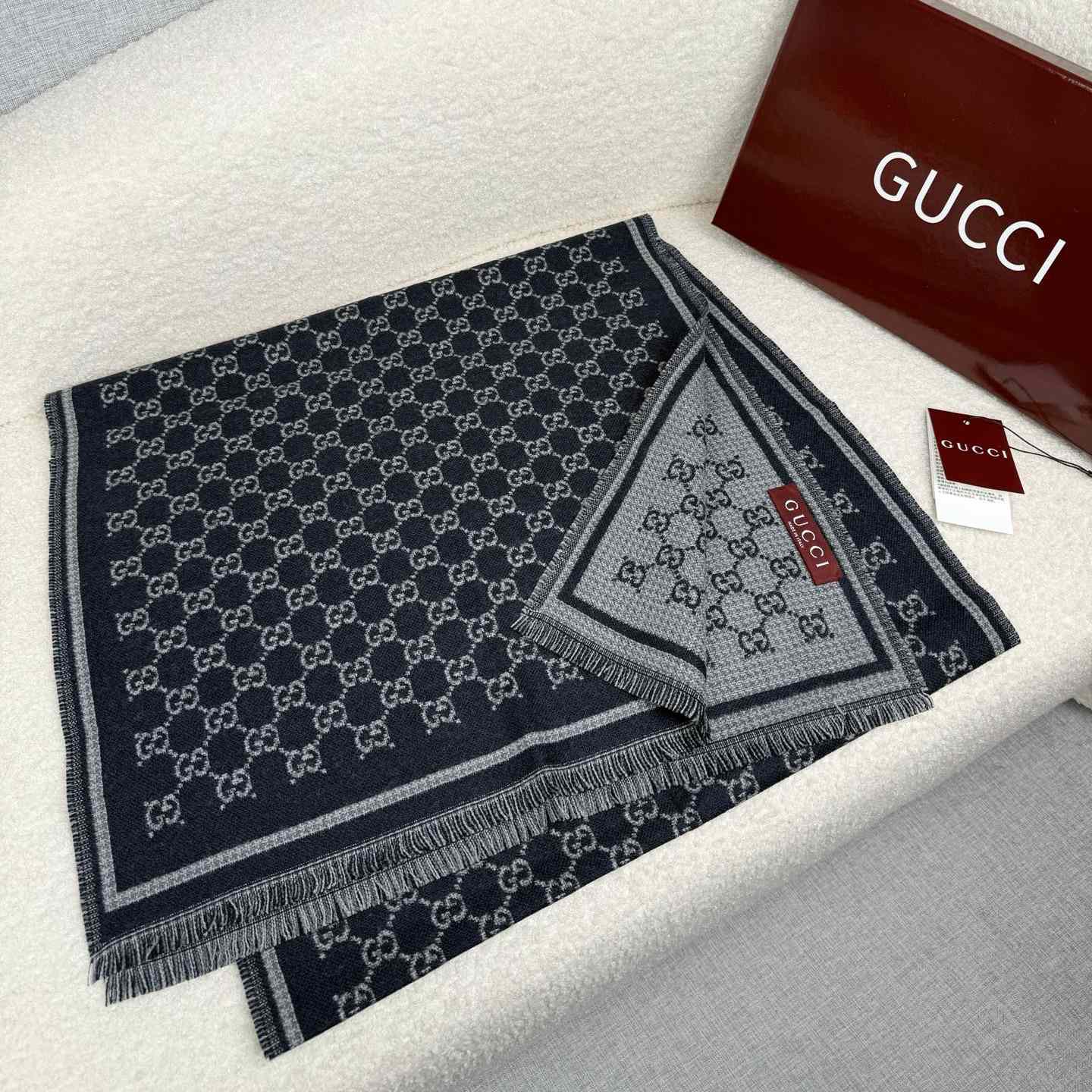 Gucci GG Wool Jacquard Scarf - EUR FASHION