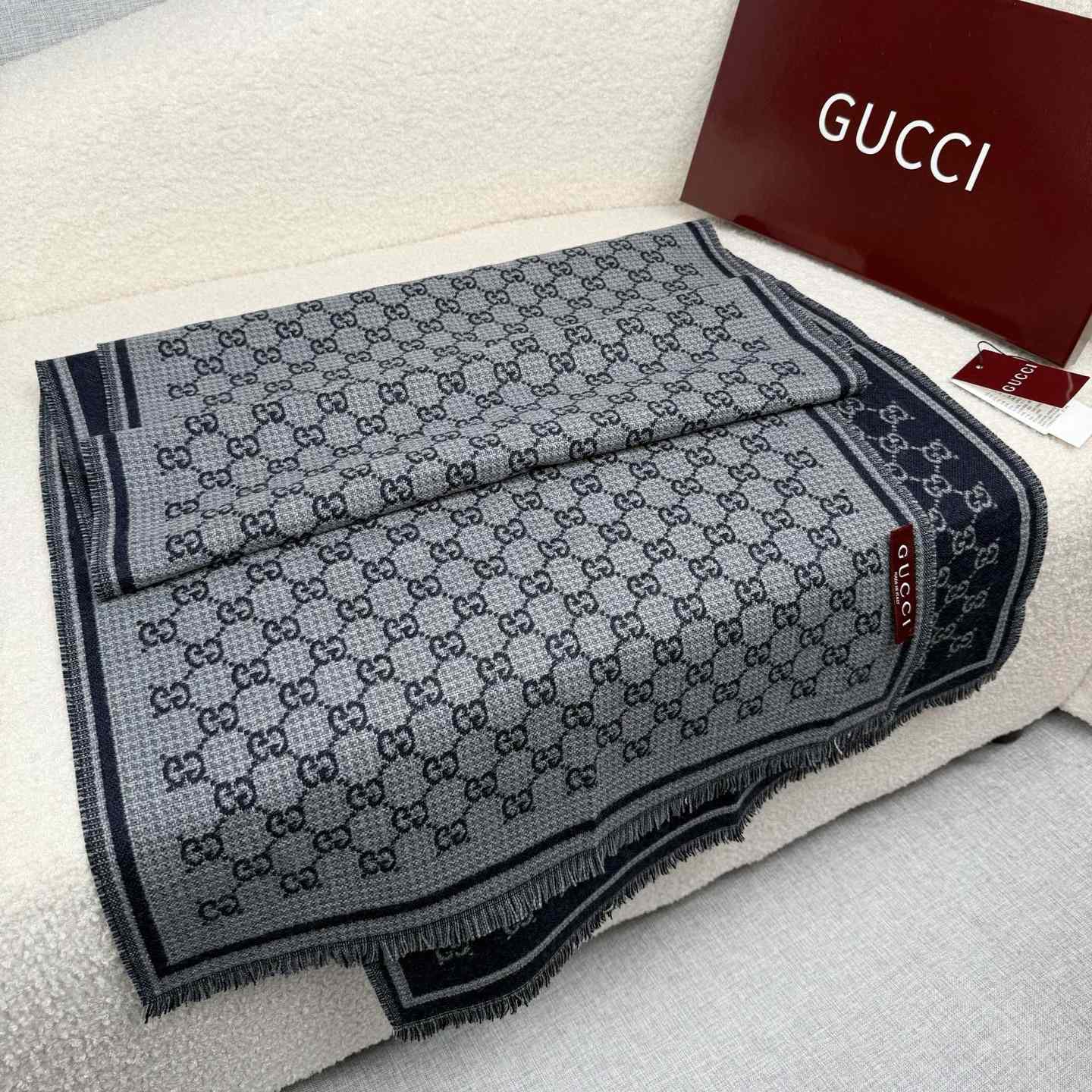 Gucci GG Wool Jacquard Scarf - EUR FASHION