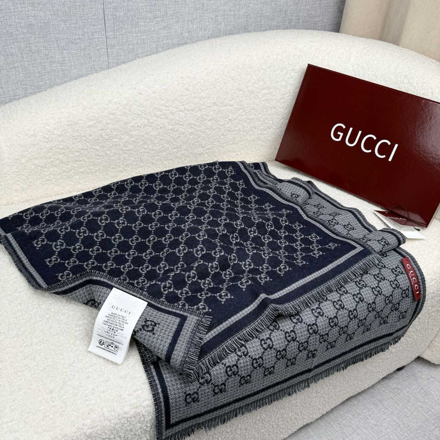 Gucci GG Wool Jacquard Scarf - EUR FASHION