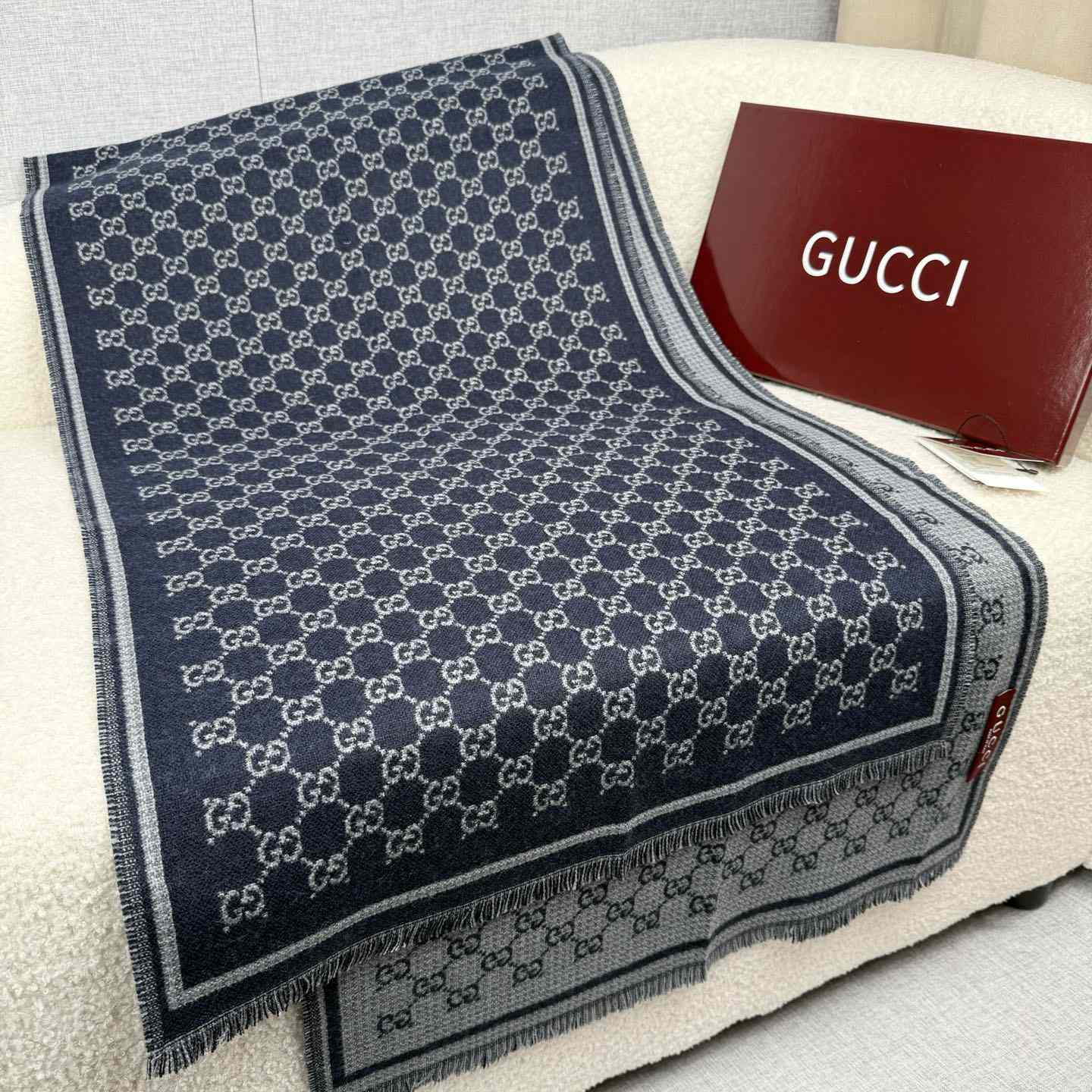 Gucci GG Wool Jacquard Scarf - EUR FASHION