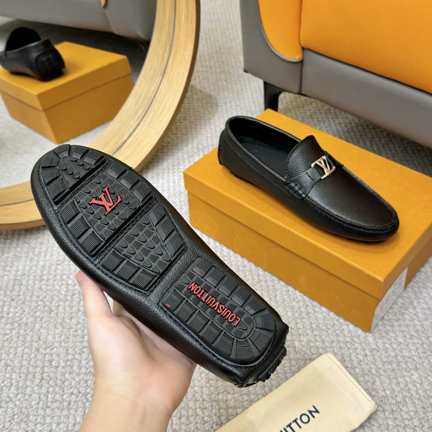 Louis Vuitton LV Silverstone Moccasin - EUR FASHION