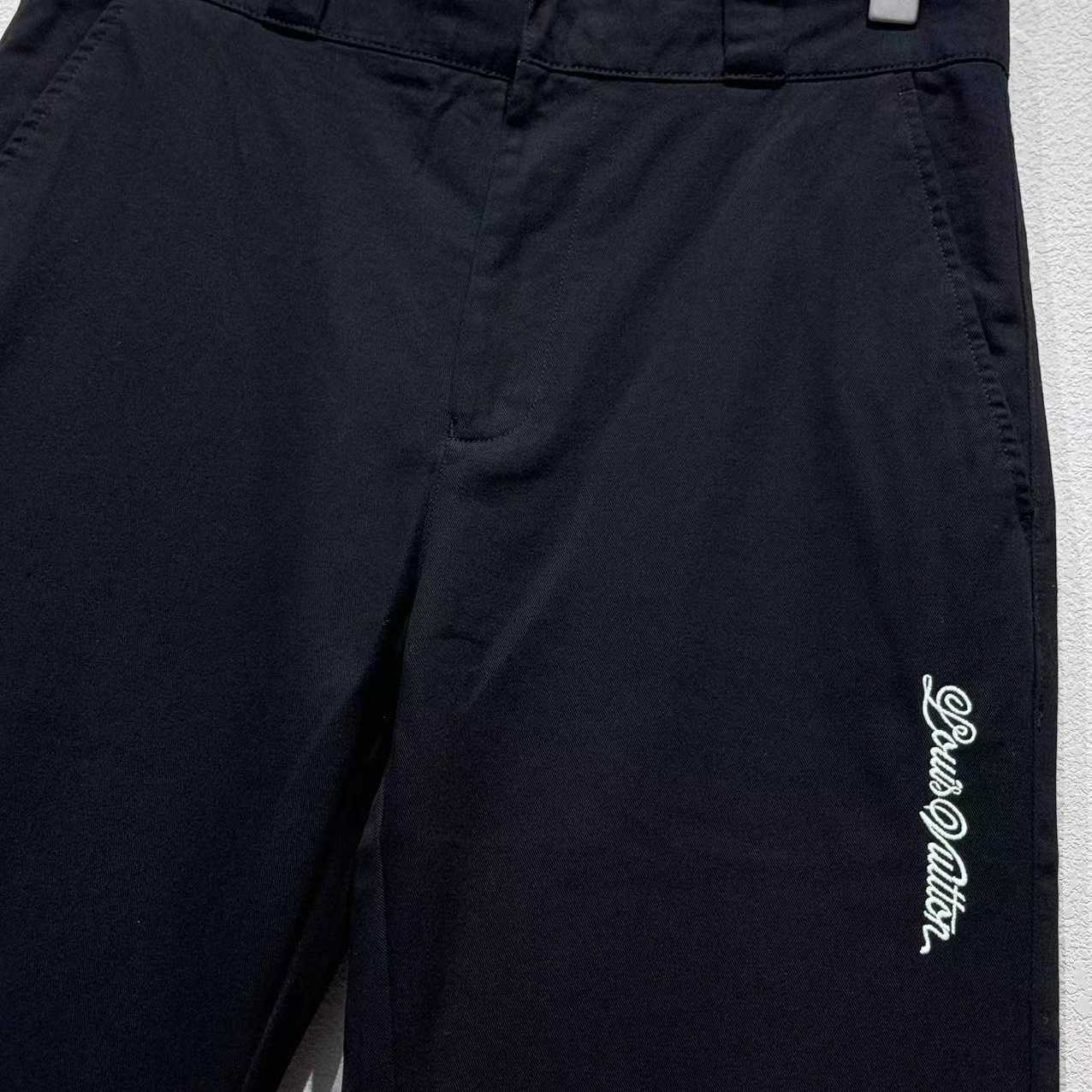 Louis Vuitton Flared Preppy Chino Pants   1AGTOB - EUR FASHION