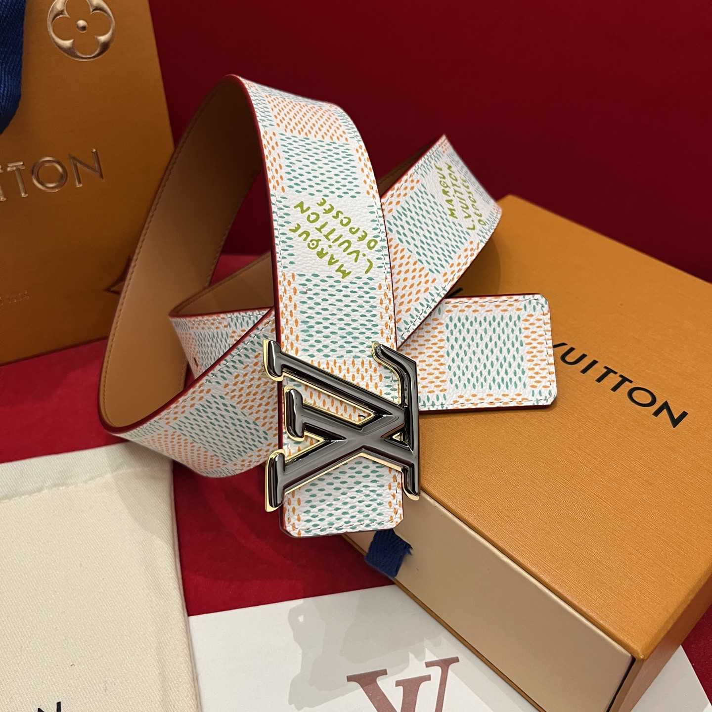 Louis Vuitton LV Initiales 40mm Reversible Belt  - EUR FASHION