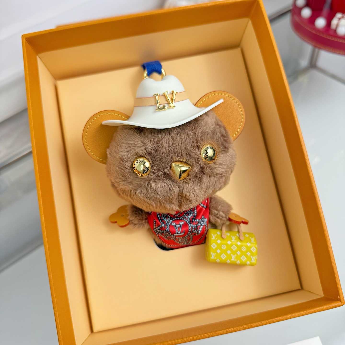 Louis Vuitton LV Louis Bear Bag Charm   M03176 - EUR FASHION