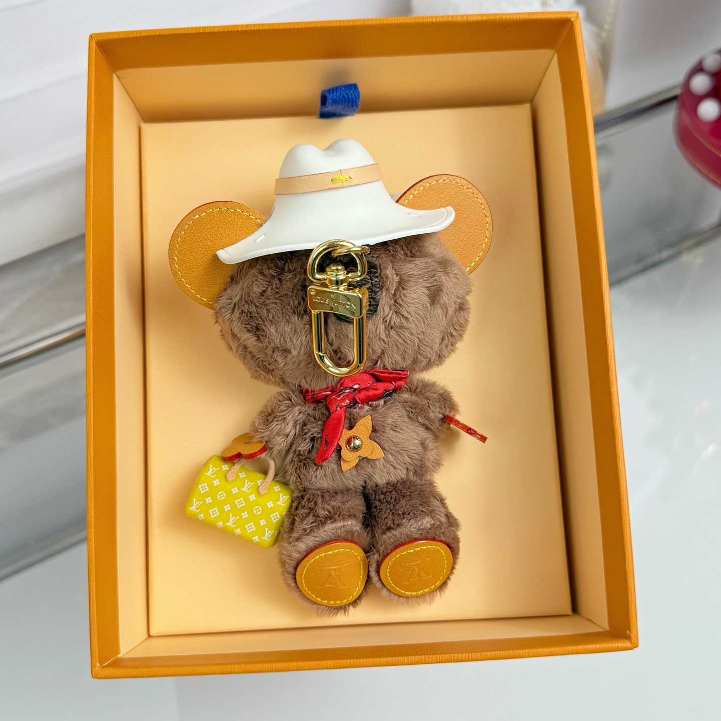 Louis Vuitton LV Louis Bear Bag Charm   M03176 - EUR FASHION