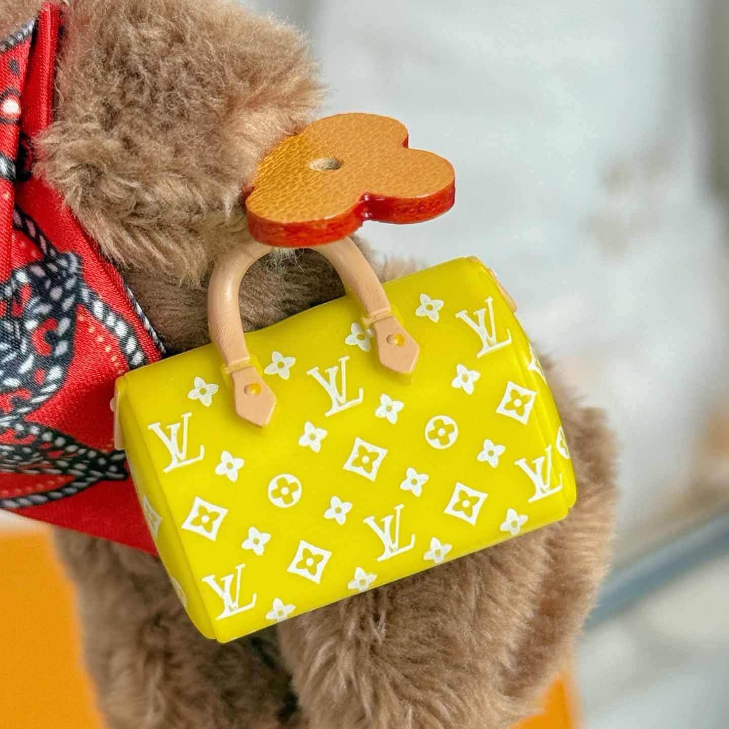 Louis Vuitton LV Louis Bear Bag Charm   M03176 - EUR FASHION