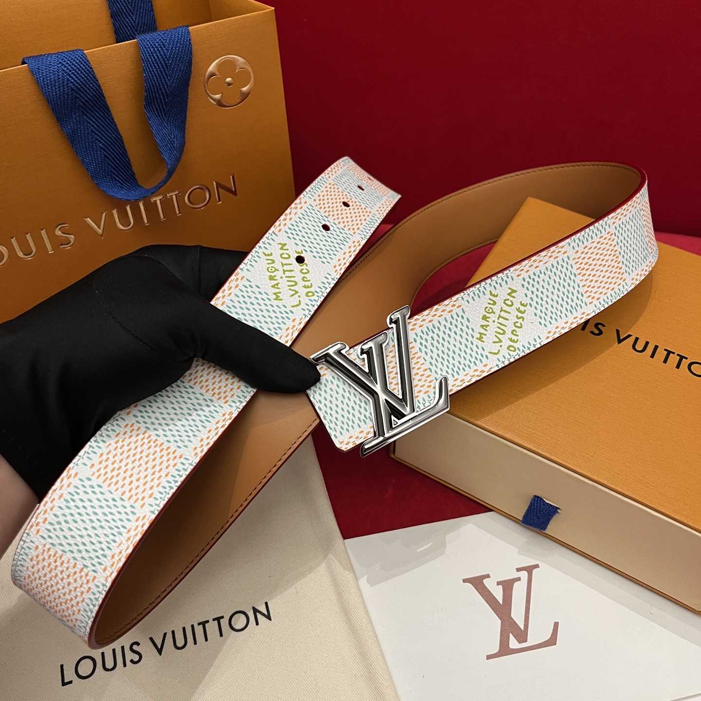 Louis Vuitton LV Initiales 40mm Reversible Belt  - EUR FASHION