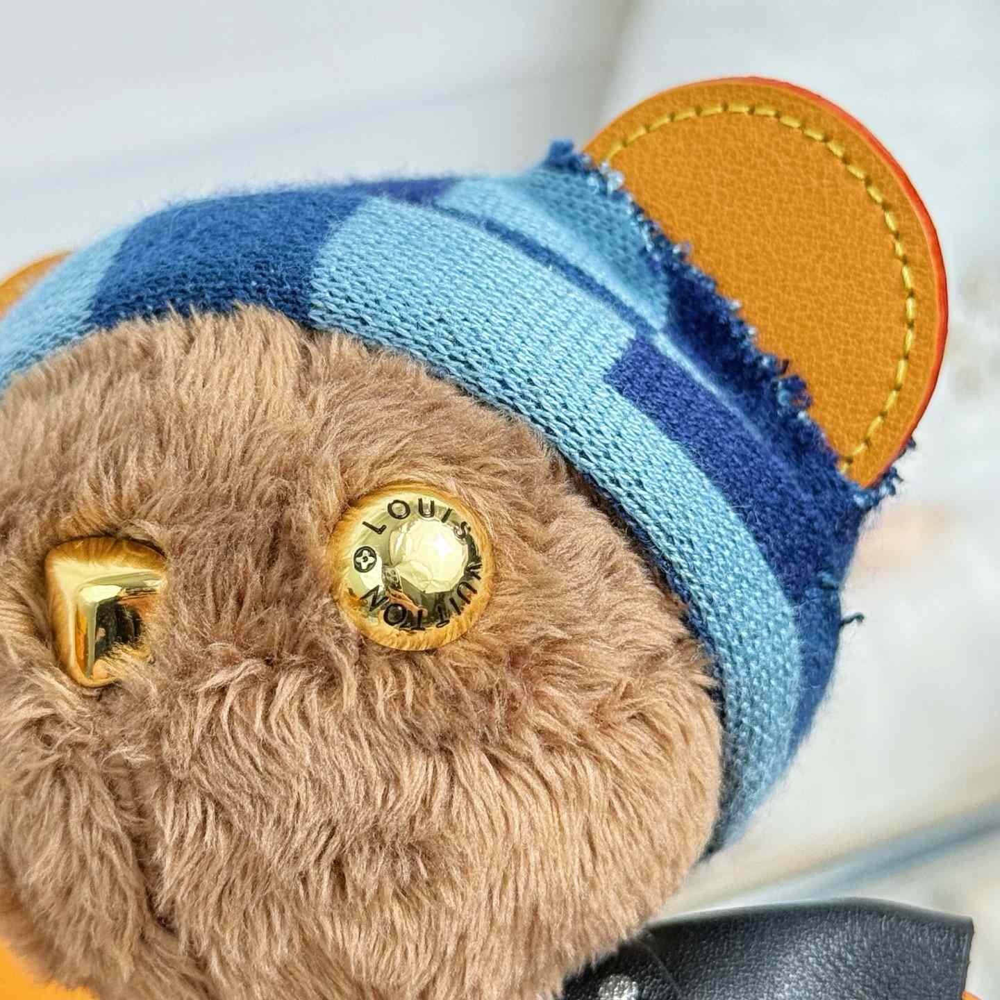 Louis Vuitton LV Louis Bear Bag Charm  M03206 - EUR FASHION