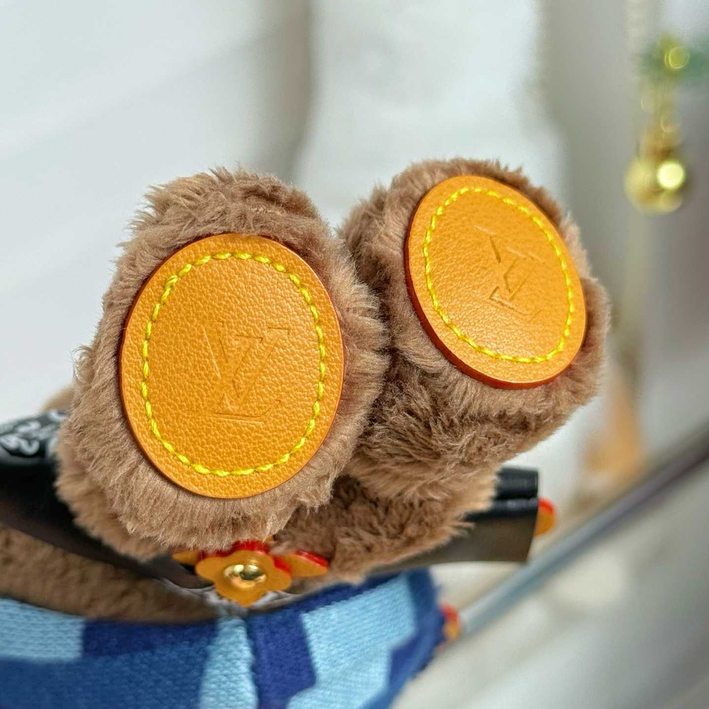 Louis Vuitton LV Louis Bear Bag Charm  M03206 - EUR FASHION