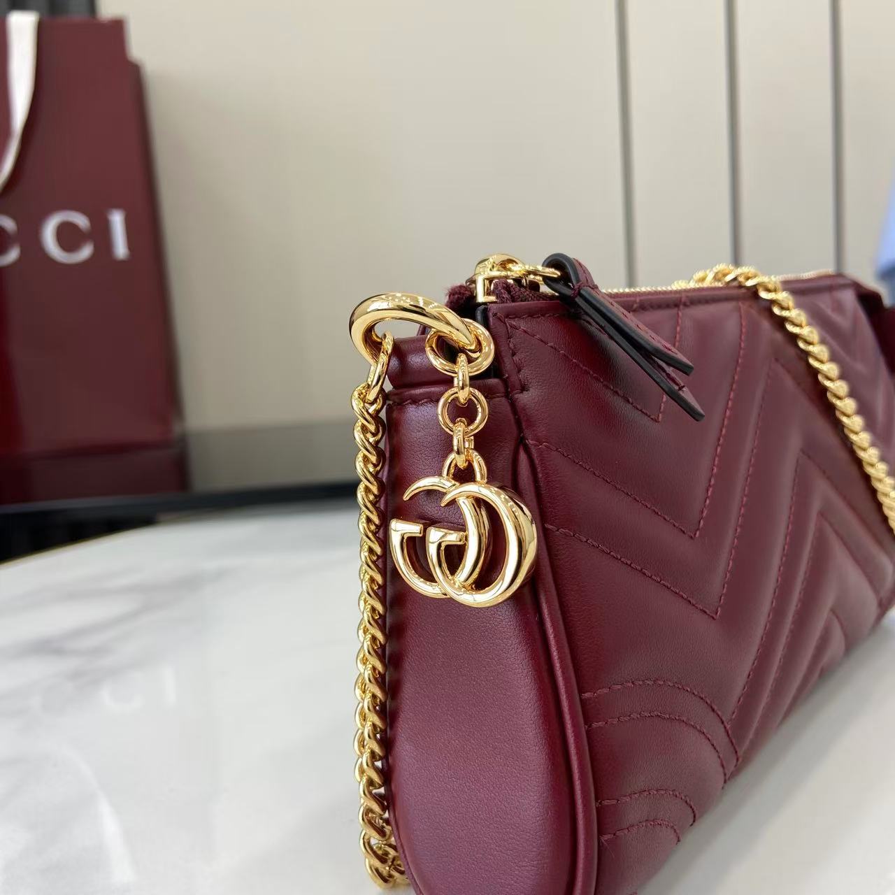 Gucci GG Marmont Small Shoulder Bag - EUR FASHION
