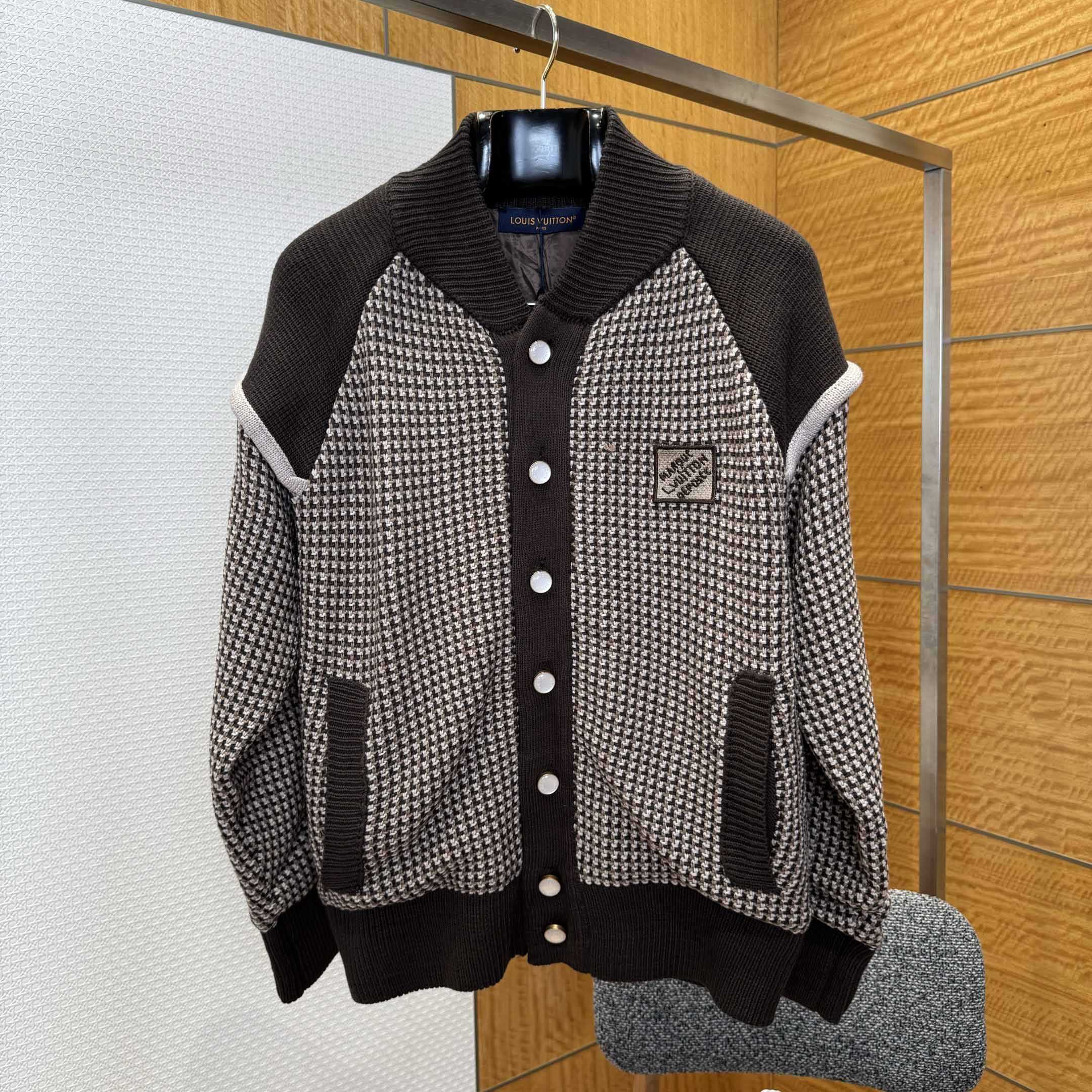 Louis Vuitton Knitted Cotton Jacquard Bomber   1AHC28 - EUR FASHION