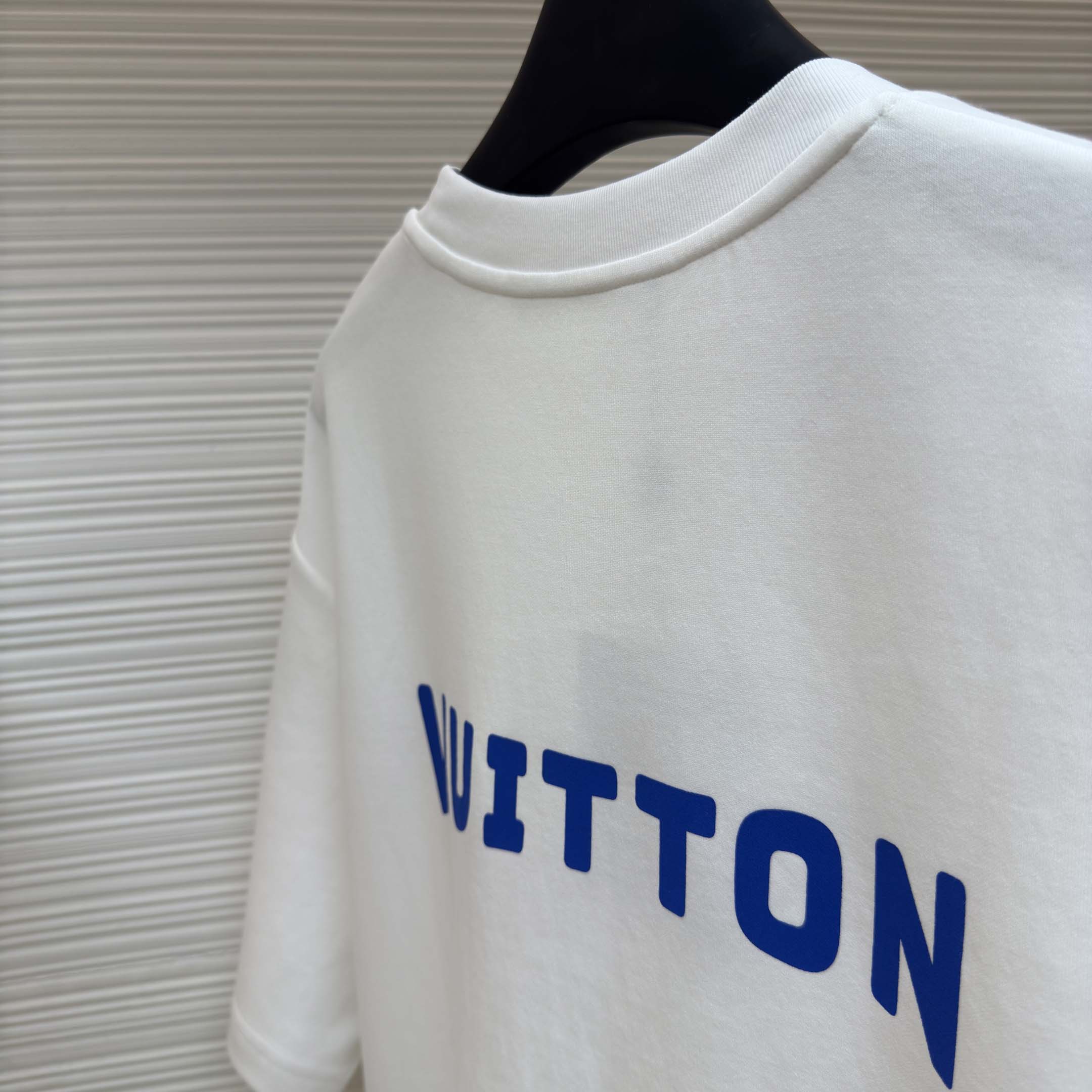 Louis Vuitton Printed Signature T-Shirt - EUR FASHION
