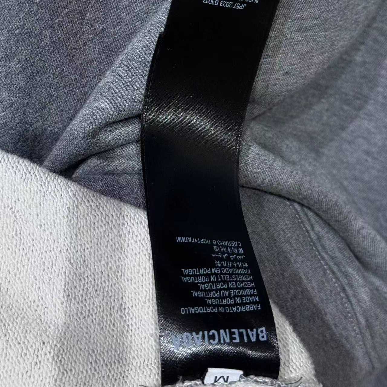 Balenciaga Luxury Script Oversized Zip-Up Hoodie In Dark Heather Grey - EUR FASHION