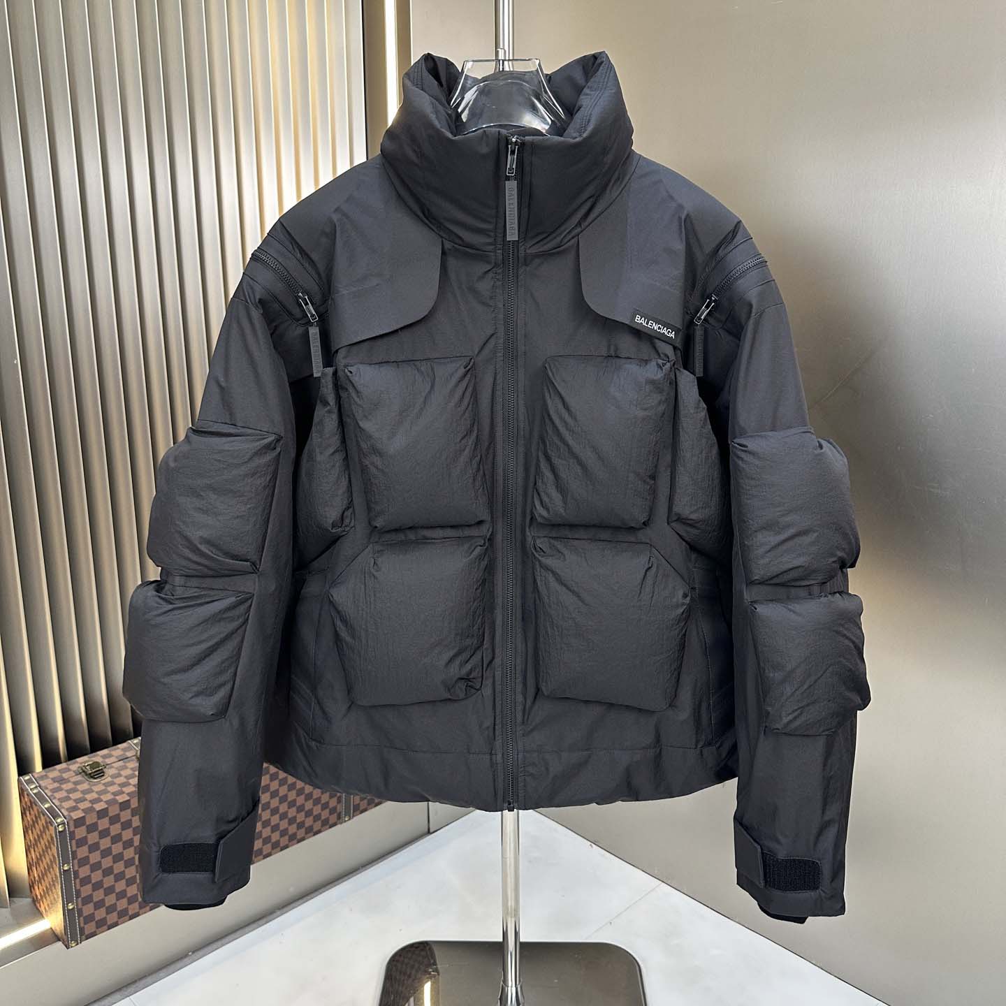 Balenciaga Puffer Jacket - EUR FASHION