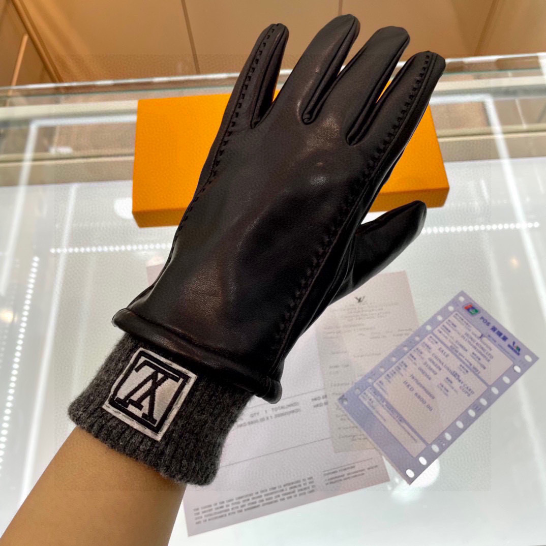 Louis Vuitton Men's Gloves  - EUR FASHION