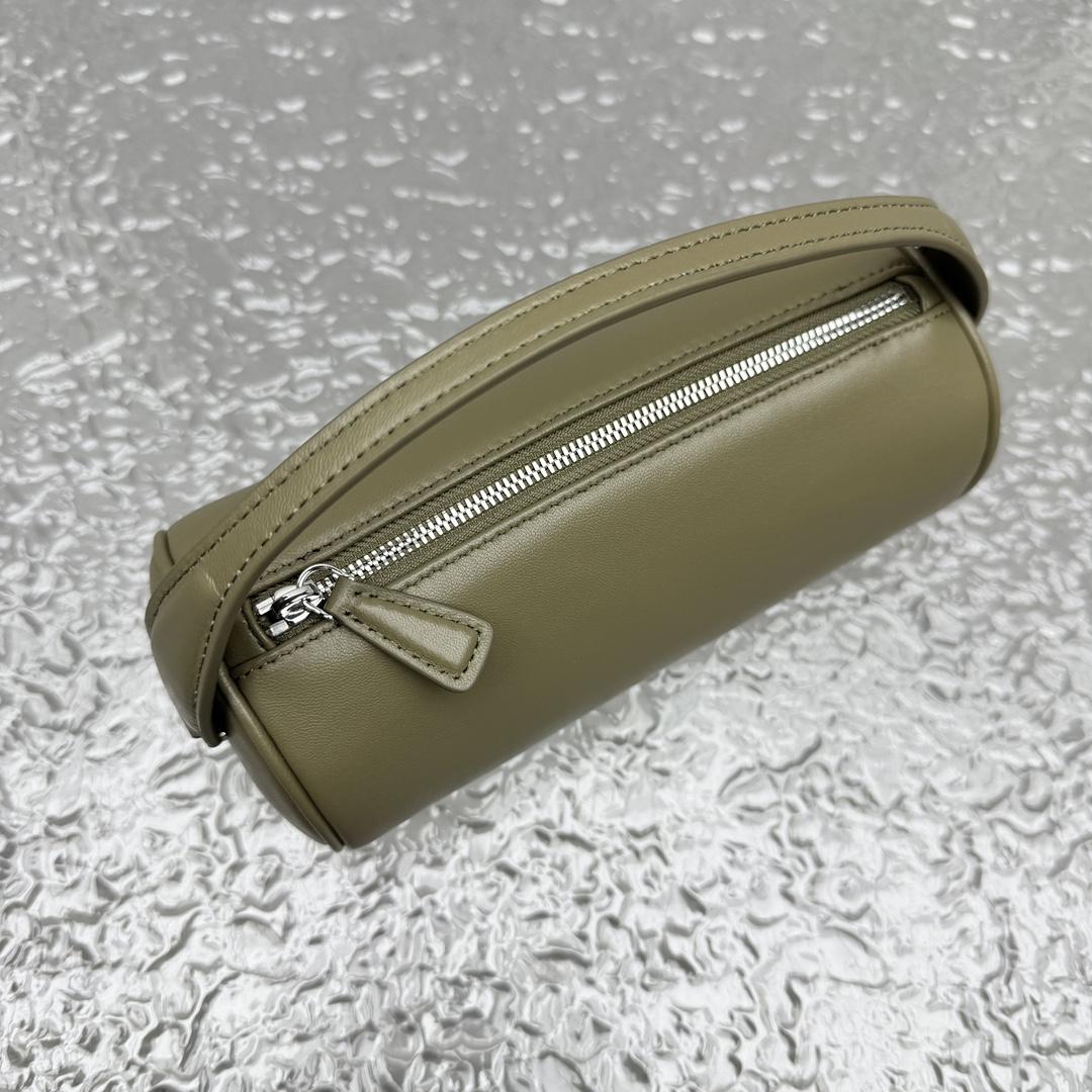 The Row Round 90's Bag In Leather - EUR FASHION